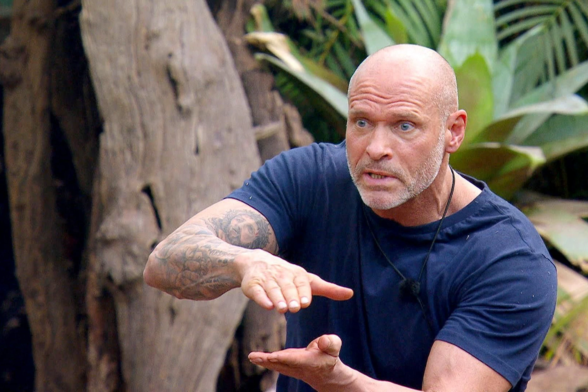 Thorsten Legat lieferte über fast zwei Jahrzehnte zahlreiche emotionale TV-Momente. Vor allem im Dschungelcamp kam es zu vielen Reibereien mit Mitcampern.