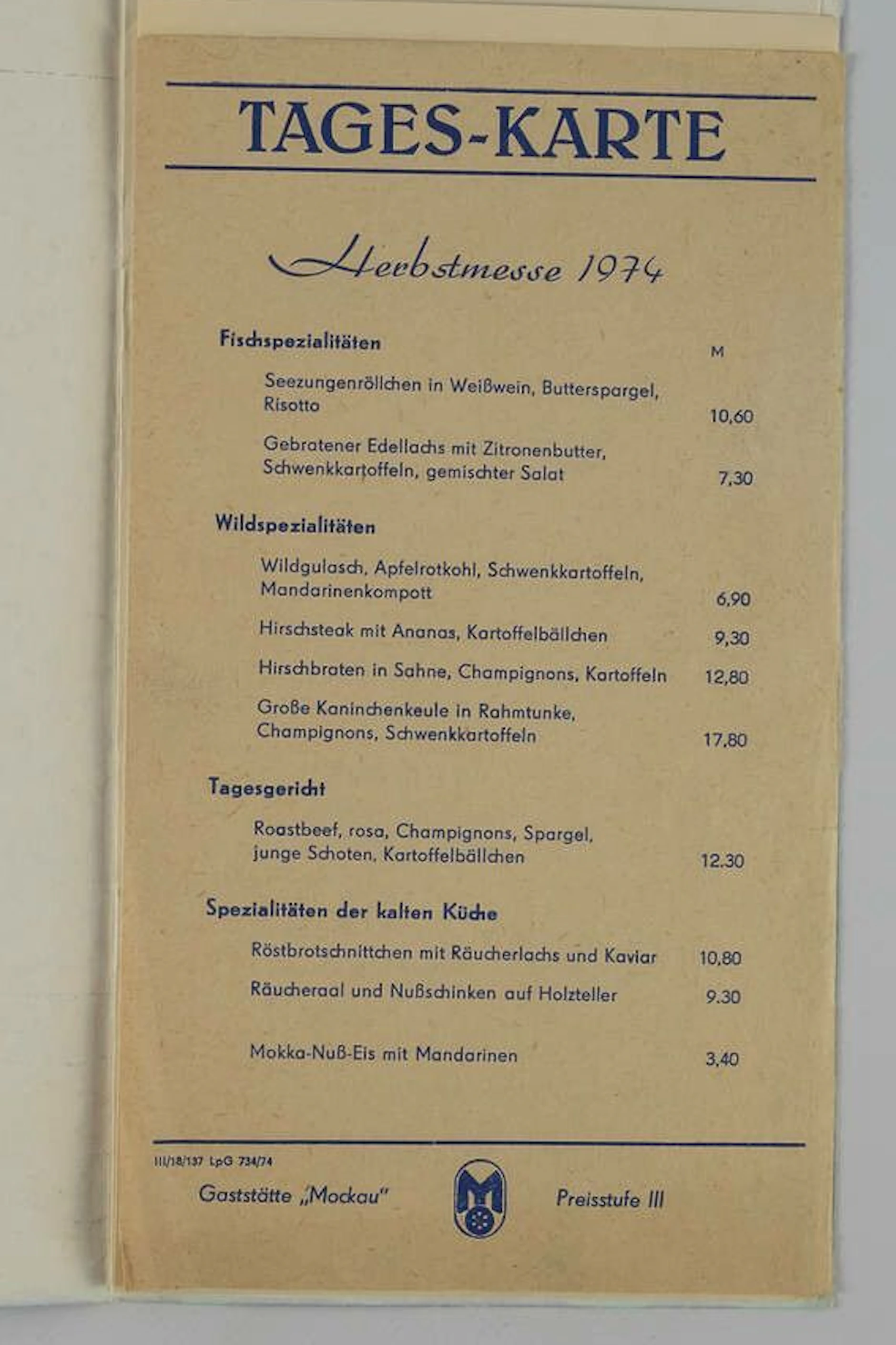 Das Berliner DDR Museum in der Karl-Liebknecht-Straße hat diese Mitropa-Speisekarte vom Flughafen Leipzig aufbewahrt.
