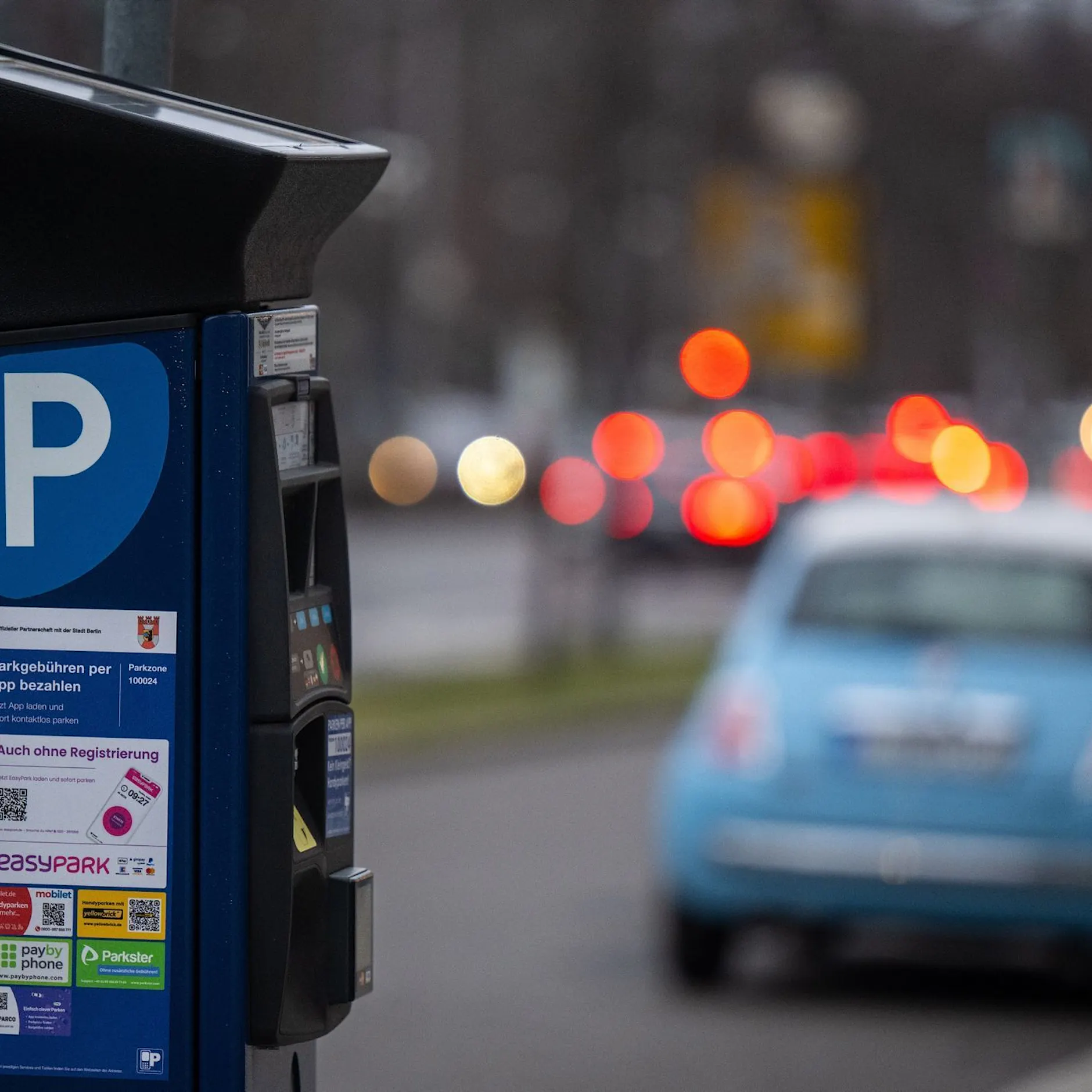 Bitte zahlen! Vier weitere Berliner Kieze werden zur Parkzone