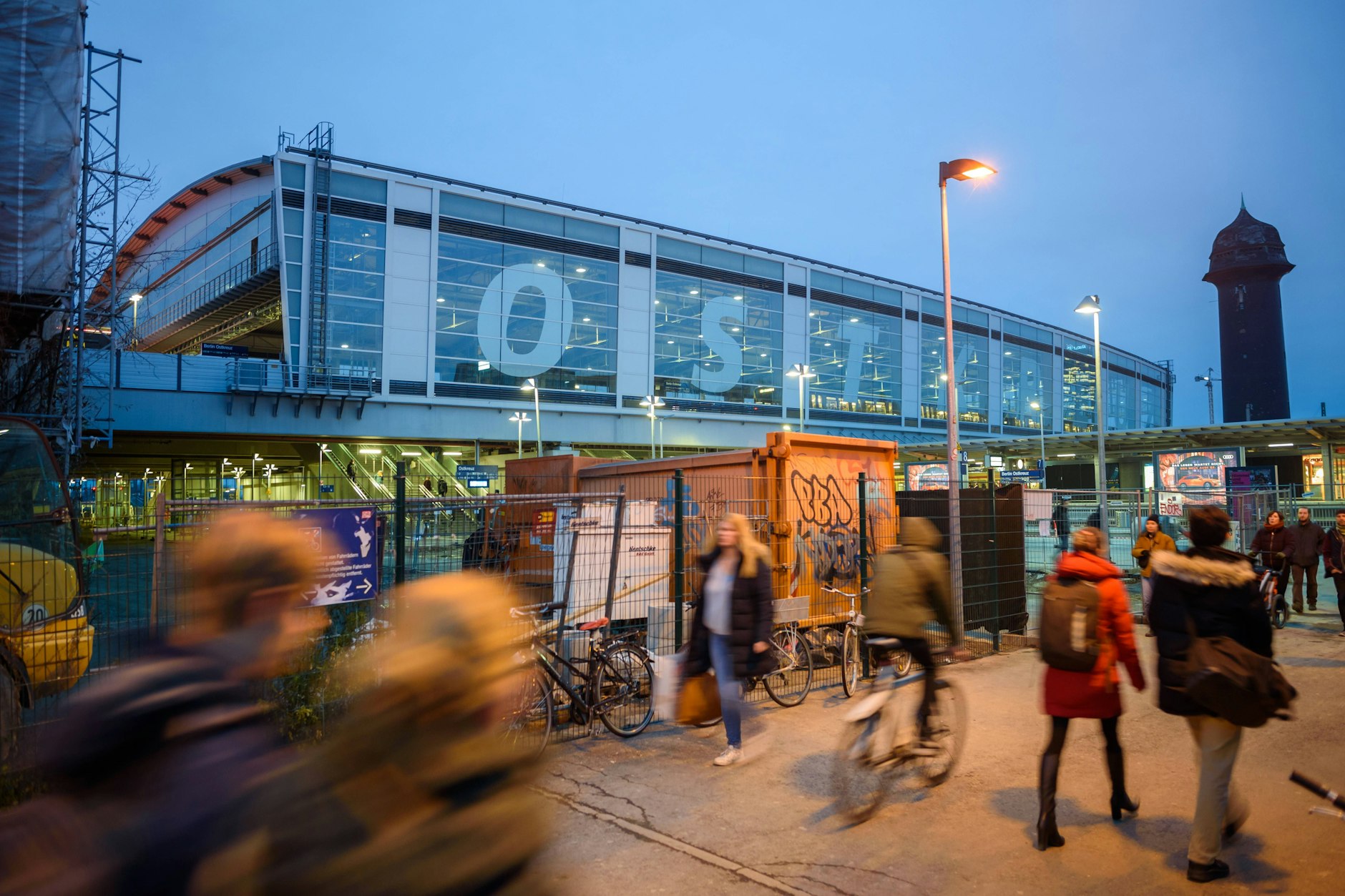 Gemessen an der Zahl der Zughalte ist das Ostkreuz der am stärksten genutzte Bahnhof in ganz Deutschland. Das zeigt ein aktuelles Ranking.