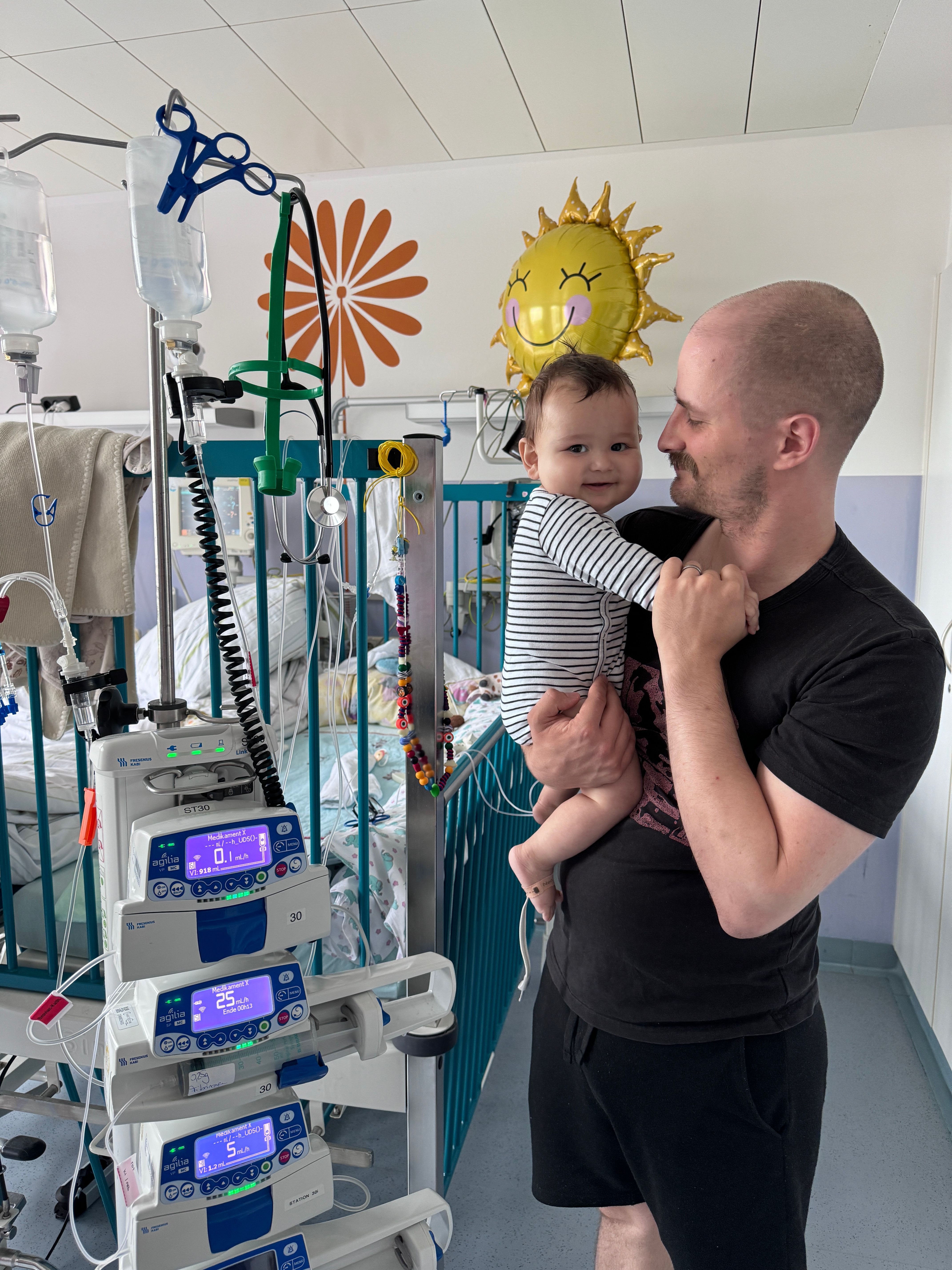 Image - Bitte, helft ihm! Der kleine Nilas sucht seinen Lebensretter