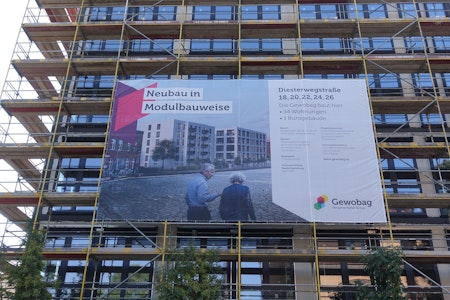 Trotz Neubau-Stopp: Berlin eröffnet neue Flüchtlingsunterkunft in Pankow