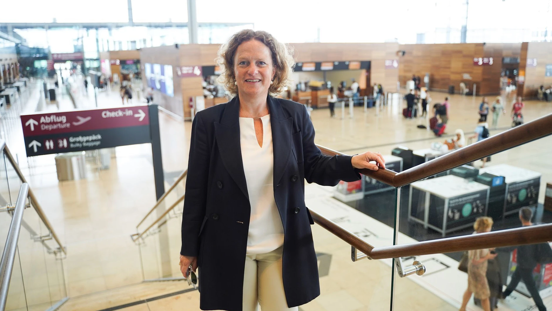 Aletta von Massenbach, Chefin vom Flughafen Berlin-Brandenburg, ist nur noch die Gehaltsnummer 2 in Berlin.