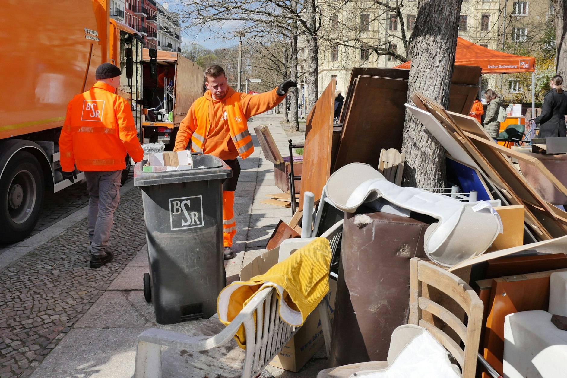 Illegaler Abfall: Berliner Müll-Polizei greift endlich durch – so teuer wird's