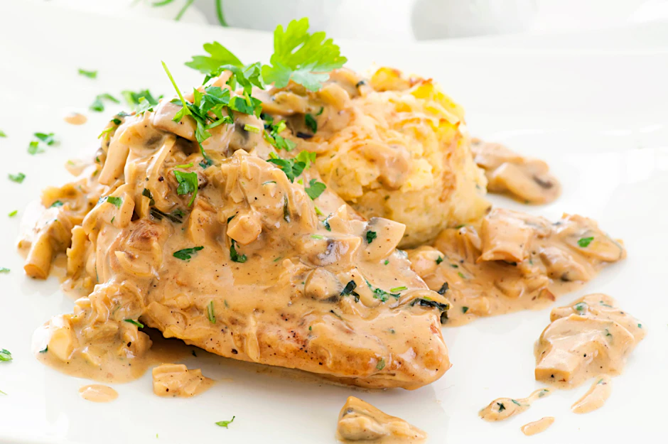 Putenfilet, Champignons und eine cremige Soße – unwiderstehlich!