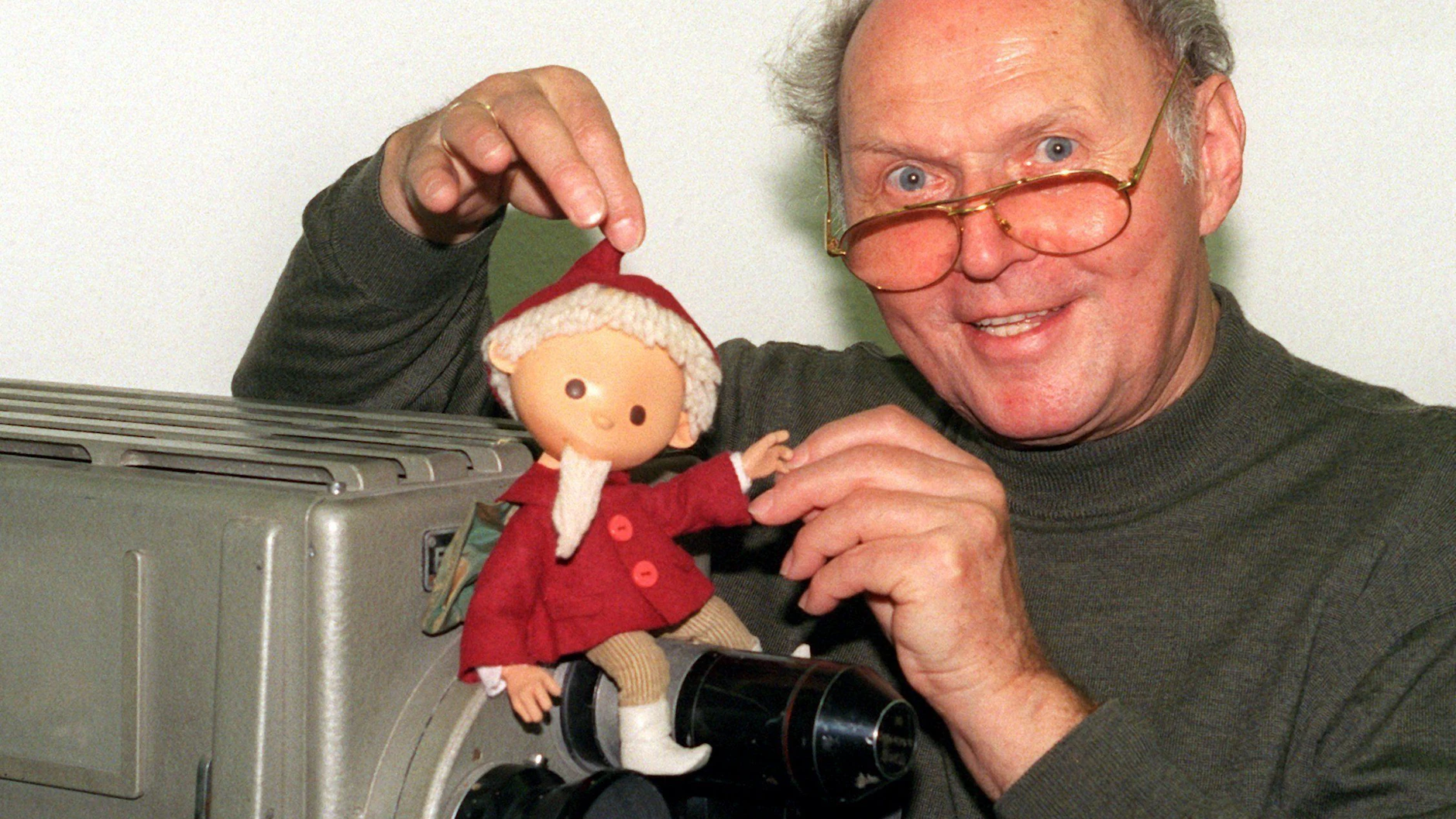 Der Trickfilmmacher Gerhard Behrendt erfand die Figur des Sandmännchens für den Deutschen Fernsehfunk der DDR.