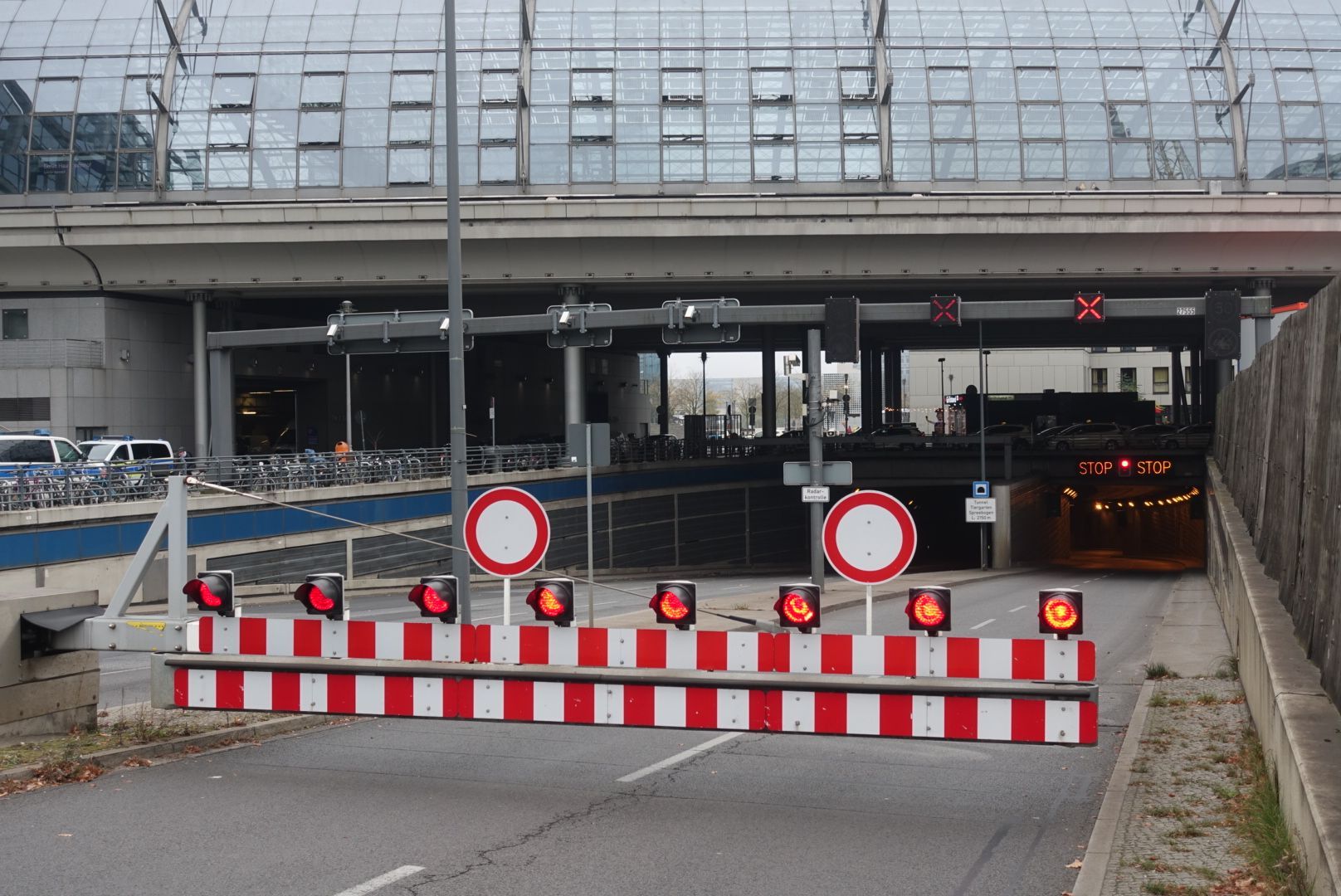 Berliner Schildbürgerstreich: Tiergartentunnel dicht – der Grund ist irre!