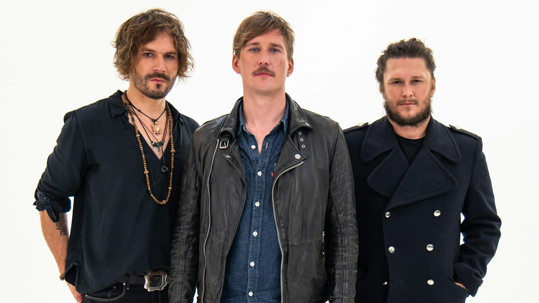 Ingo und Helge Siara (Mi. und li.) haben mit ihrer Band The Wake Woods (Die Wachhölzer) den Namen ihrer berühmten Tante in die Rockwelt gebracht.