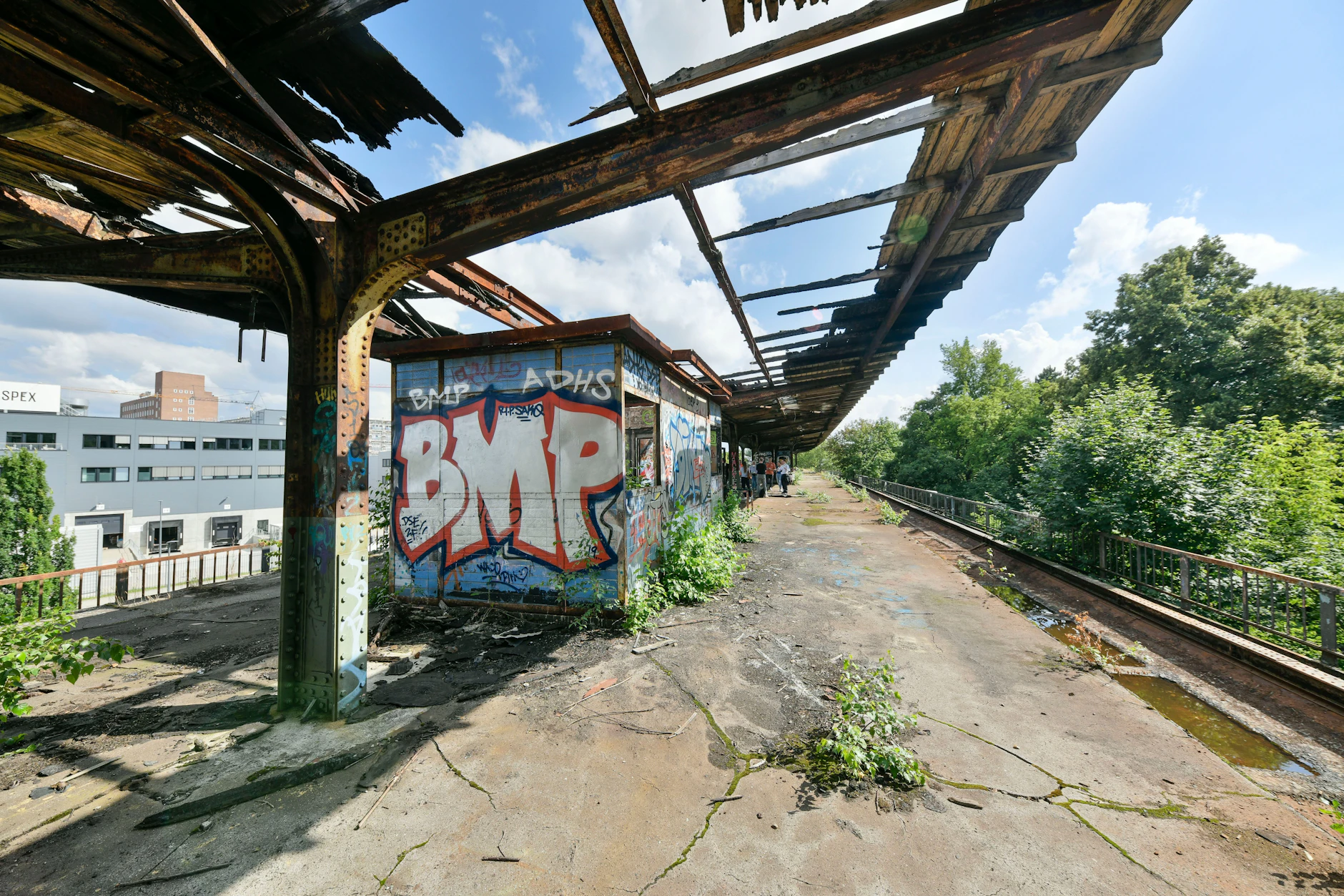 1980 fuhr zum letzten Mal eine S-Bahn von Jungfernheide nach Gartenfeld. 2029 soll die Siemensbahn wieder in Betrieb gehen.