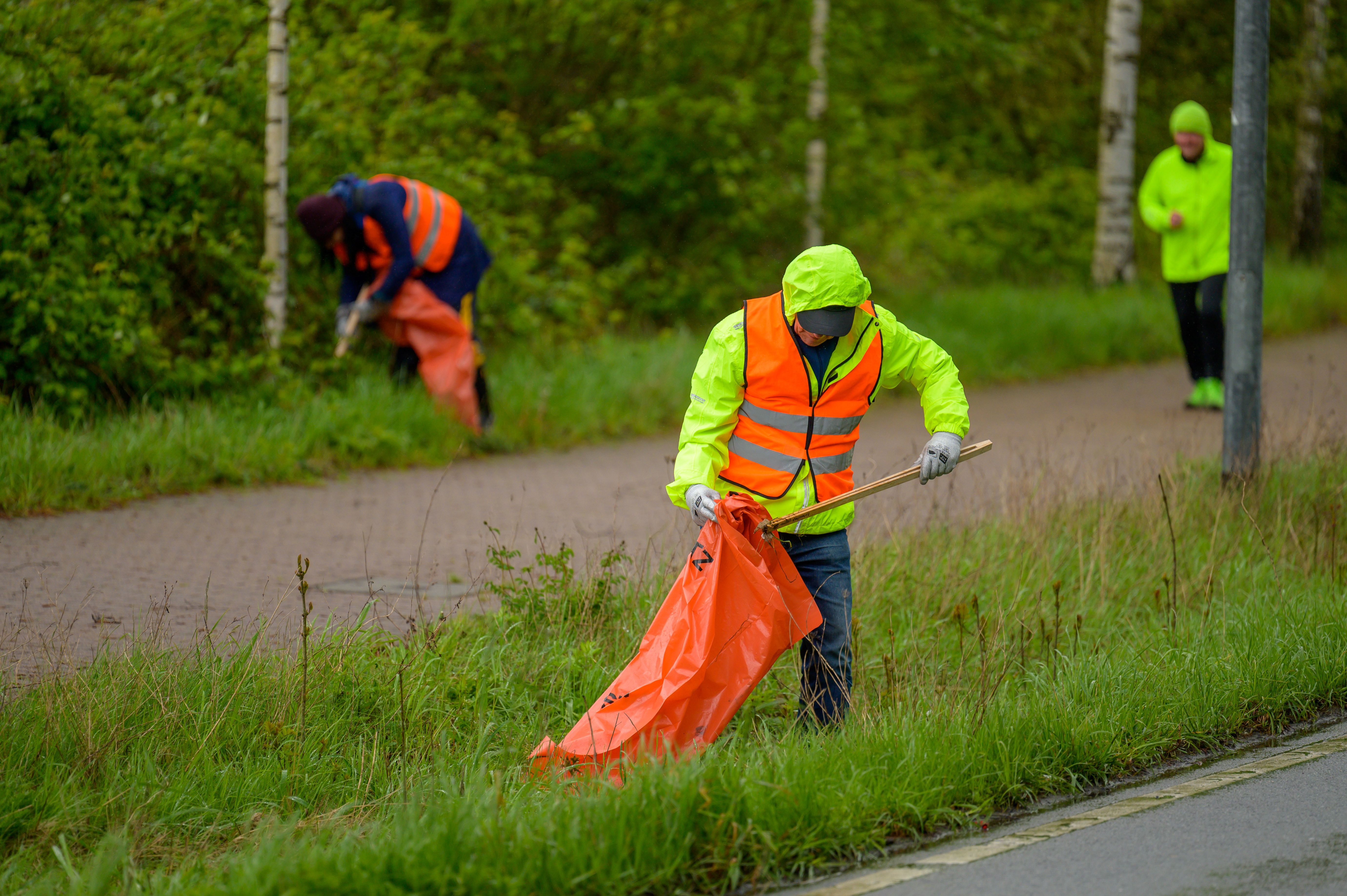 Image - Irre Schnapsidee: Touristen, die Müll sammeln, kriegen Berlin-Rabatt!