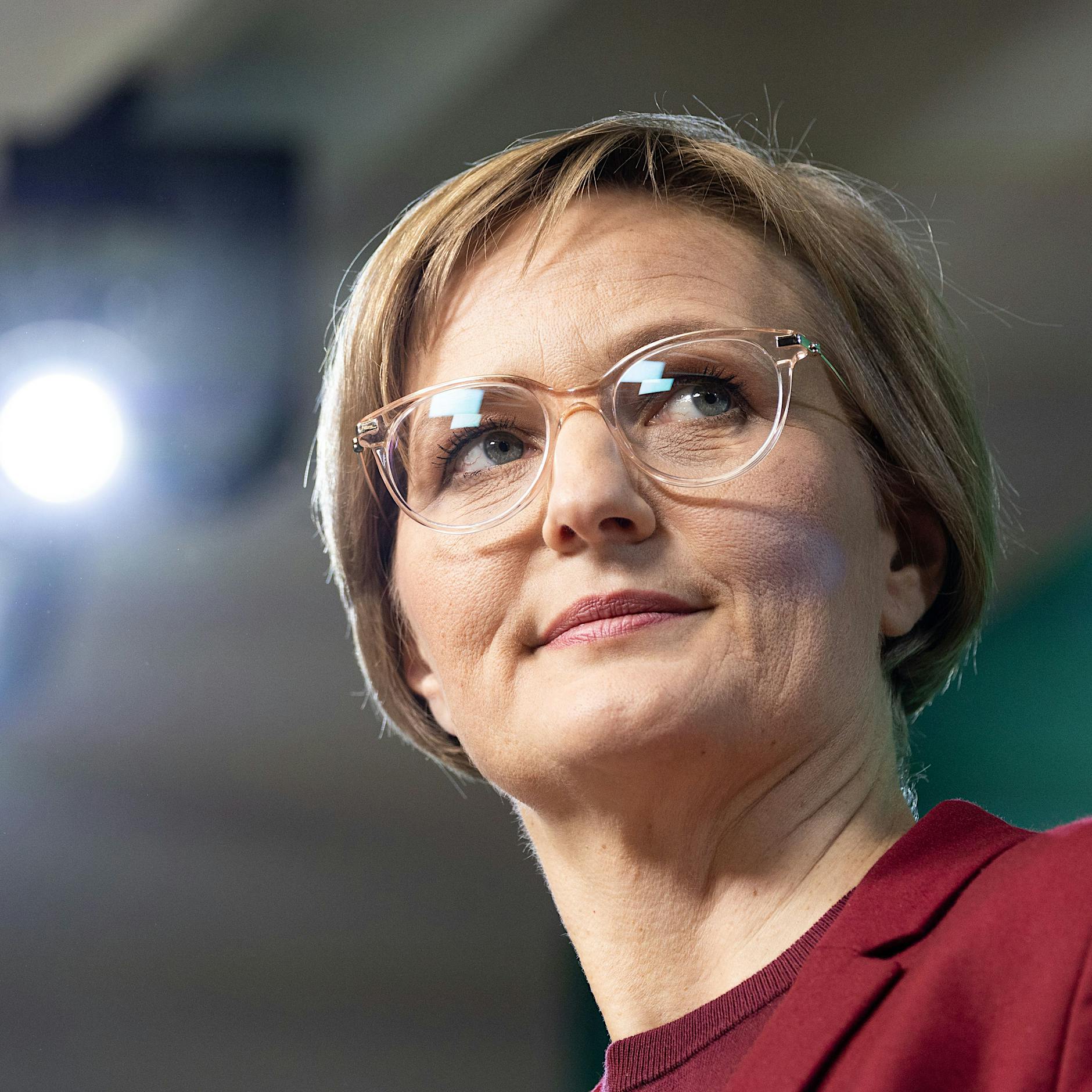 Müssen künftig auch Alte zum Militär? Grünen-Chefin Brantner entfacht Debatte