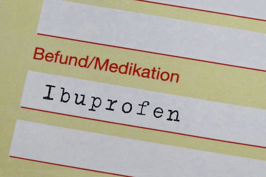 Ibuprofen 400er oder 800er? Apothekerin erklärt, ob es einen Unterschied in der Wirkung gibt