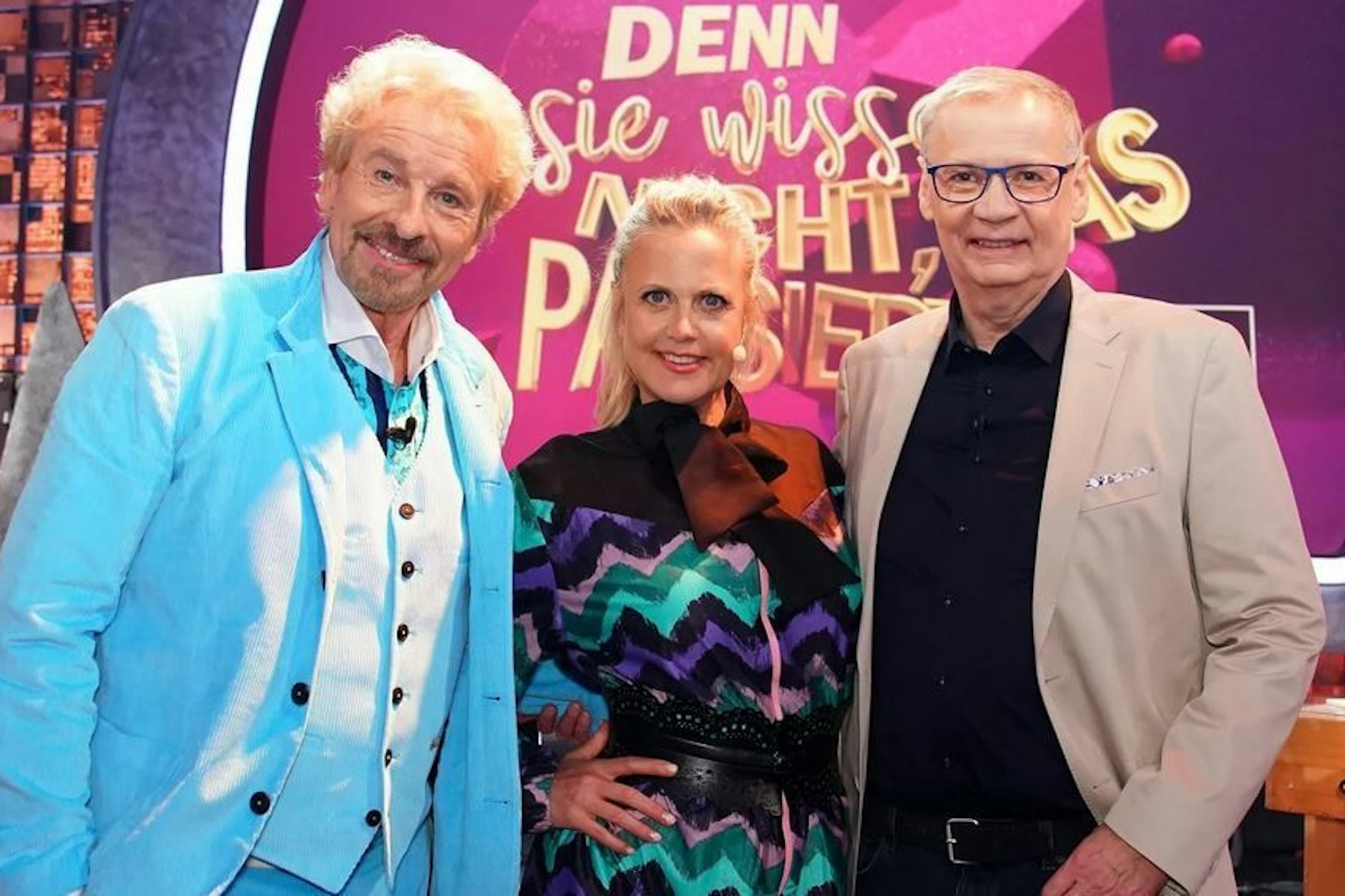 Thomas Gottschalk, Barbara Schöneberger, und Günther Jauch (r.), waren sieben Jahre lang die Gastgeber von „Denn sie wissen nicht, was passiert“.