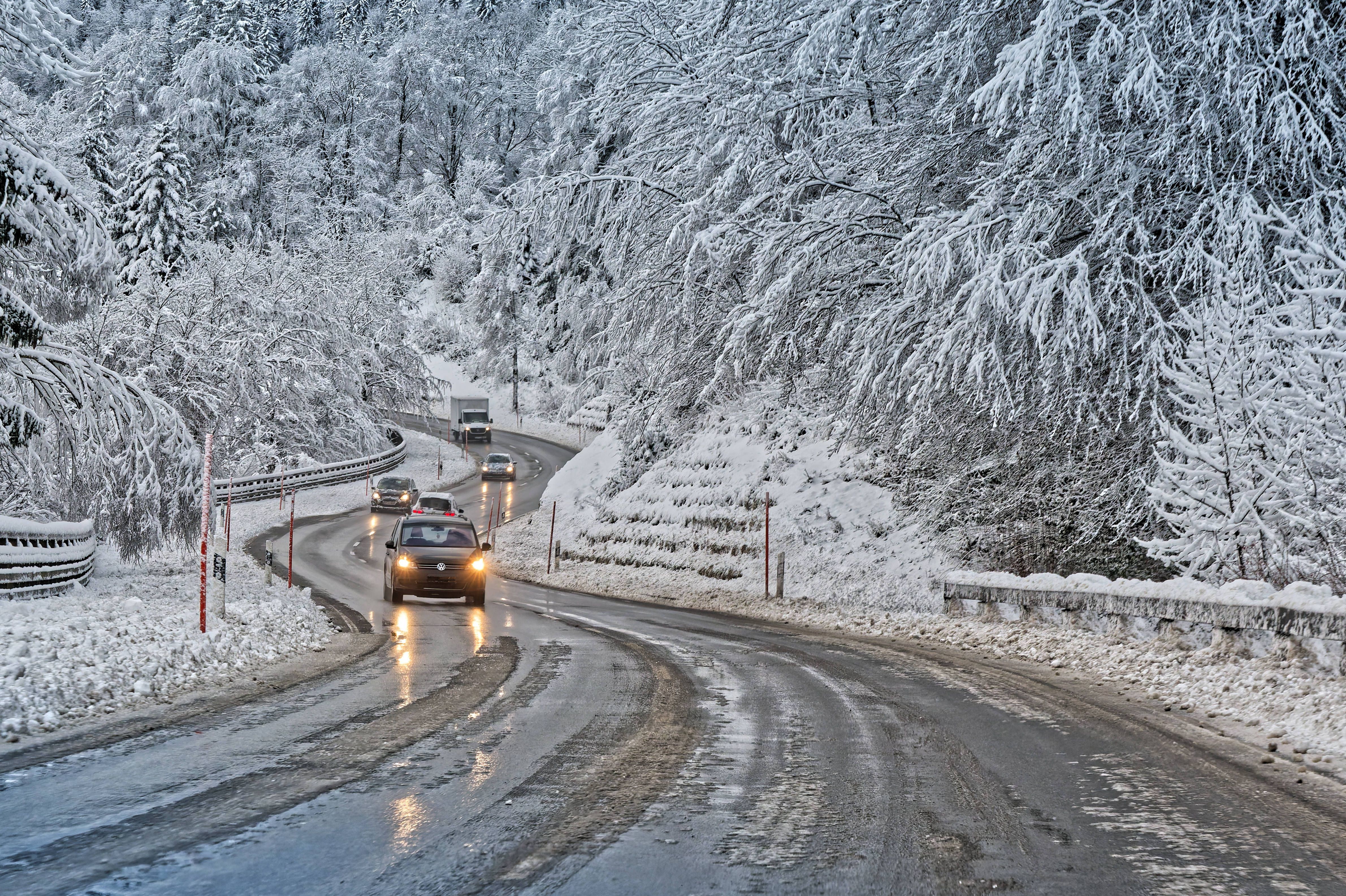 Glatteis, Kurz-Frühling, Schnee: Eine wilde Wetter-Achterbahnfahrt trifft uns