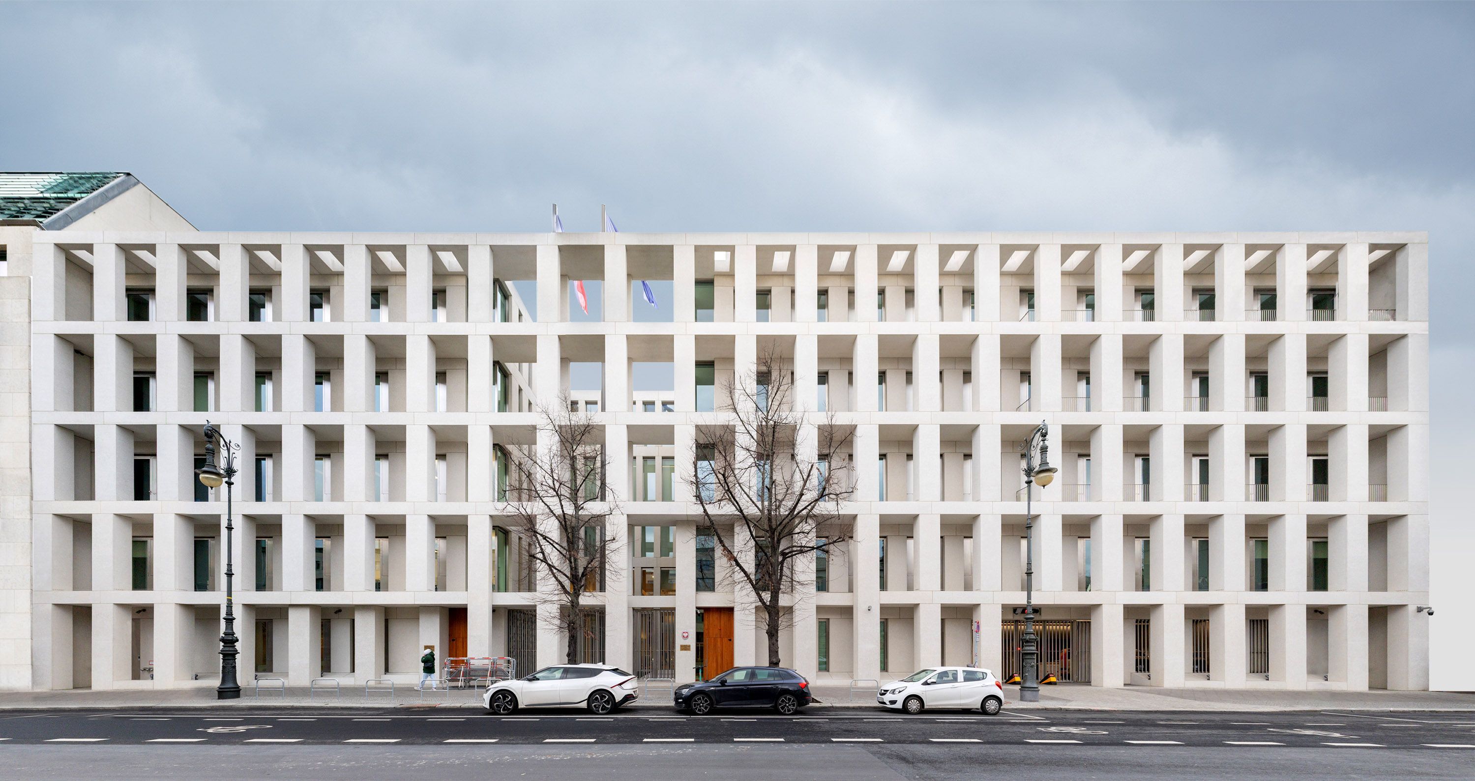 Image - Polens neue Botschaft Unter den Linden eröffnet: Polens Außenminister Sikorski hielt Festrede