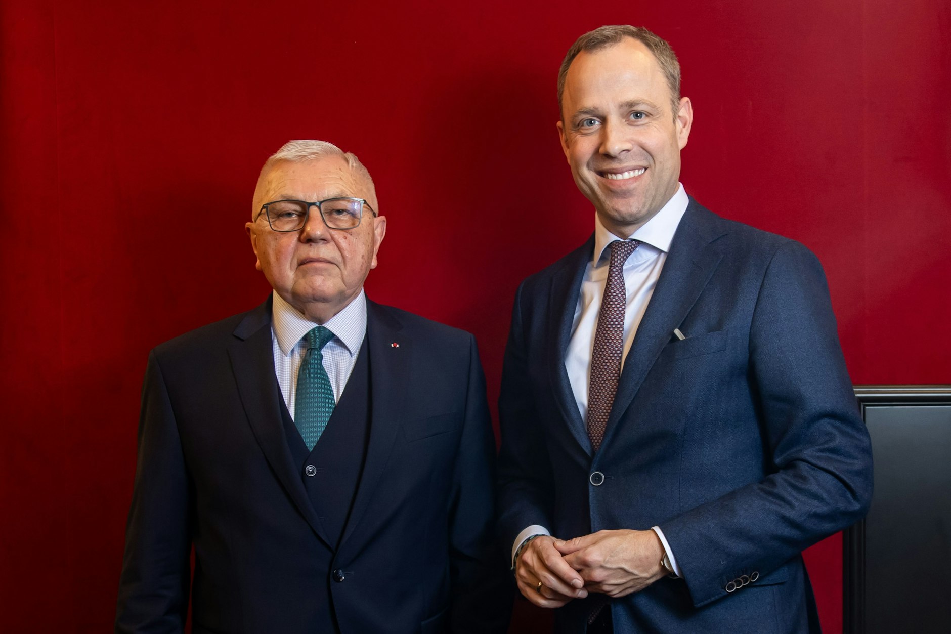 Entschiedene Taurus-Gegner: General a.D. Harald Kujat und Mario Czaja in der Grünen Bühne in Hellersdorf.