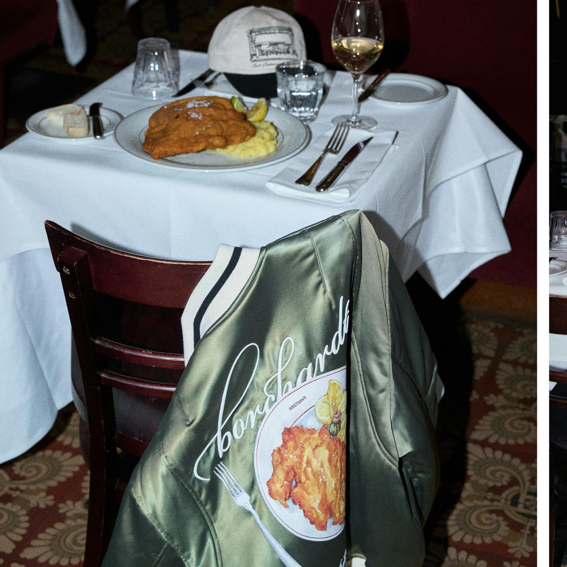 Image - Borchardt: Berlins berühmtestem Schnitzel wird ein modisches Denkmal gesetzt