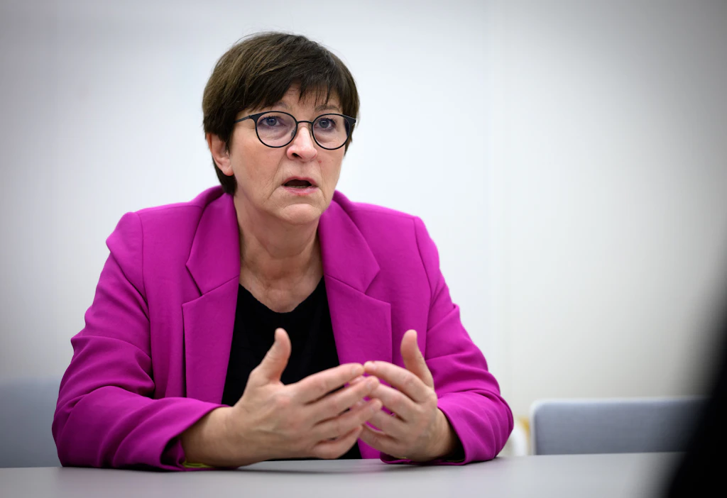 SPD-Chefin Esken: Politiker sollten „nicht so viel über das Thema Migration sprechen“