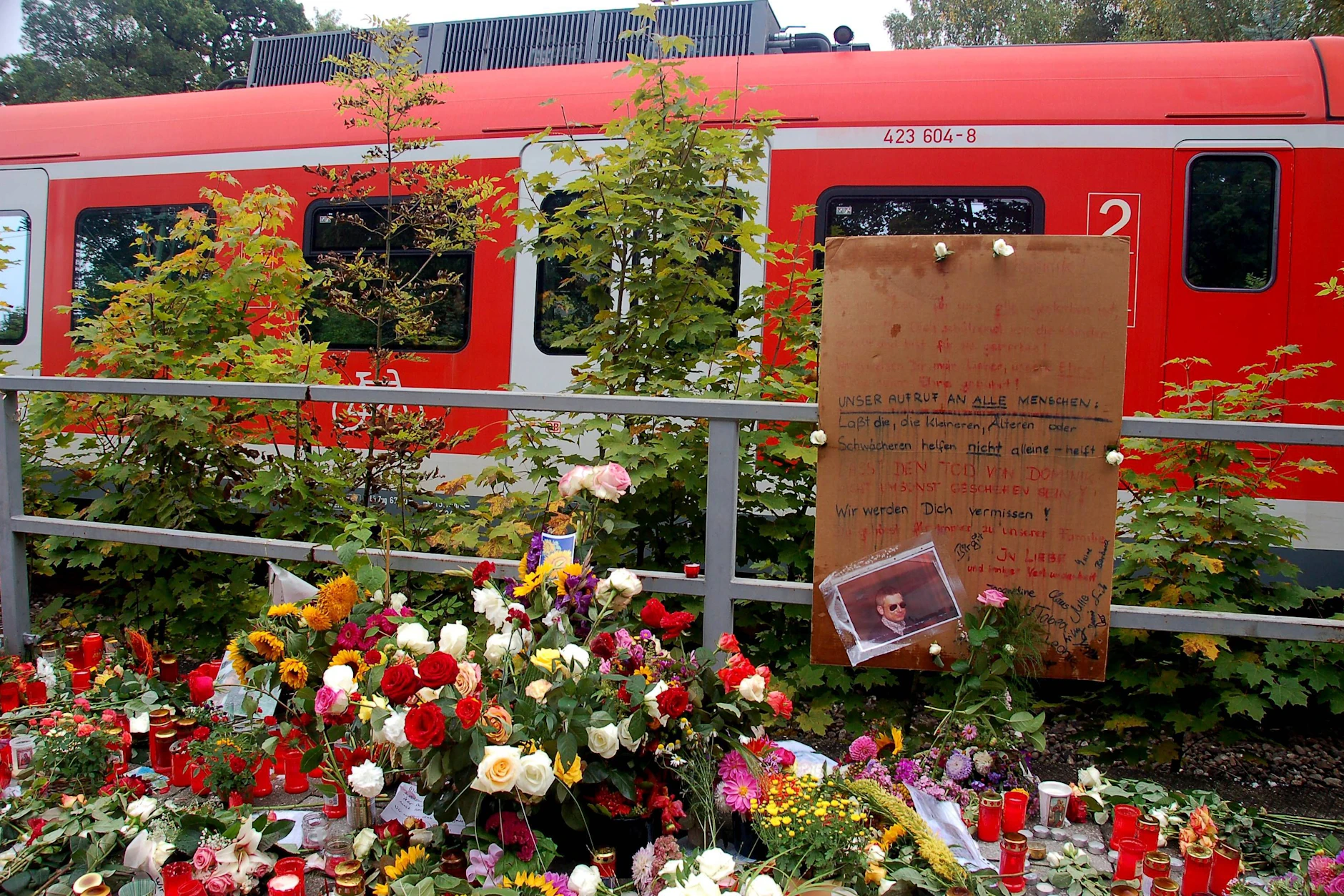 Im September 2009 wurde Dominik Brunner am S-Bahnhof München Solln Opfer einer Gewalttat – oder aber Opfer seiner Zivilcourage.