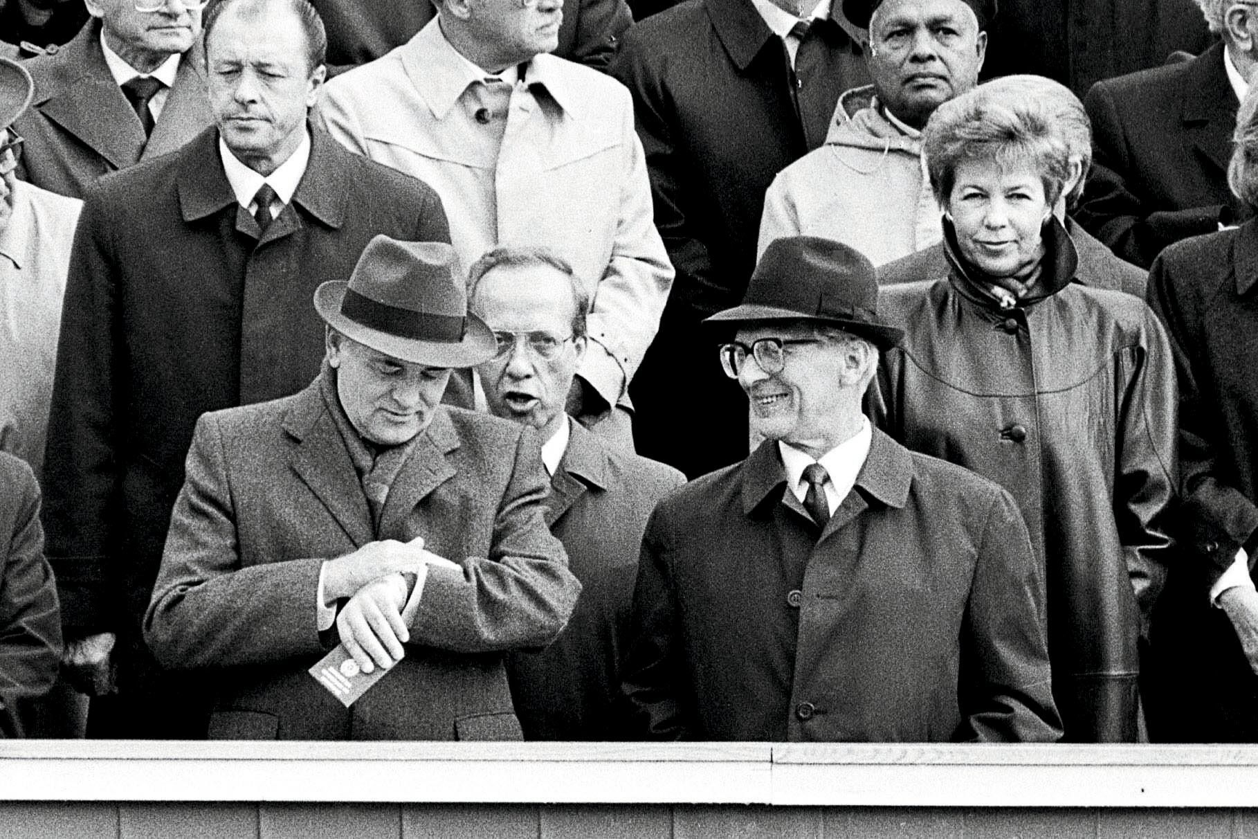 Die geheimen Menükarten der DDR: Das servierte Erich Honecker seinen Gästen