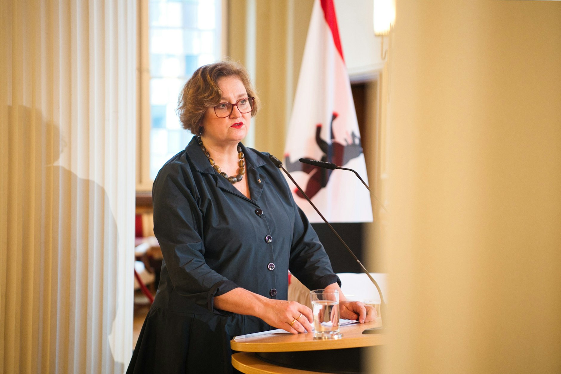 Ina Czyborra, Berliner Senatorin für Wissenschaft, Gesundheit und Pflege, spricht im Roten Rathaus anlässlich der Unterzeichnung der Hochschulverträge im Land Berlin am 16. Februar 2024.