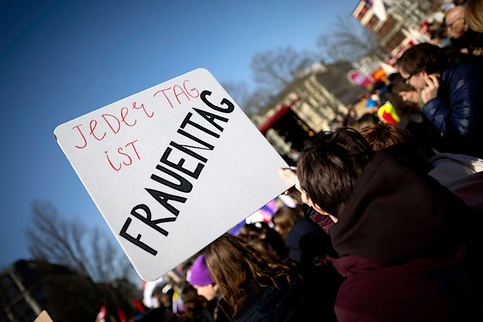 Internationaler Frauentag am 8. März: Er entstand als Initiative im Kampf um Gleichberechtigung.