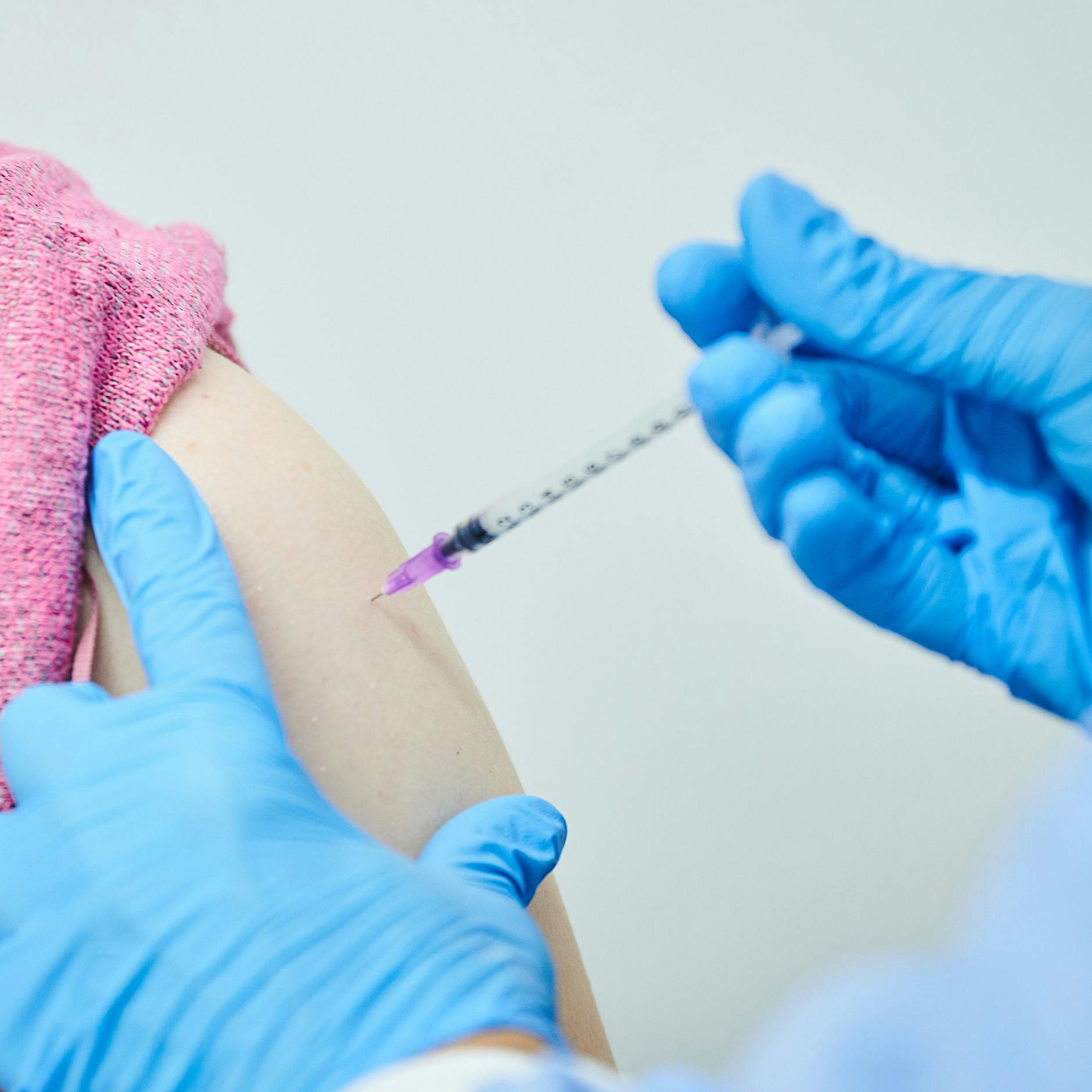 Bundesverfassungsgericht: Neue Entscheidung zu Corona-Impfpflicht in der Pflege