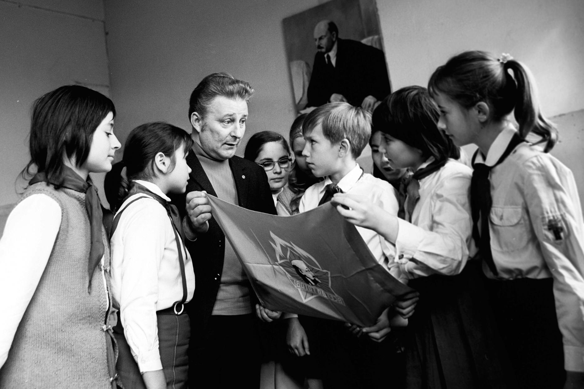 „Von der Sowjetunion lernen, heißt siegen lernen“ bekam mit dem nahenden Ende des Sozialismus einen neuen Sinn.