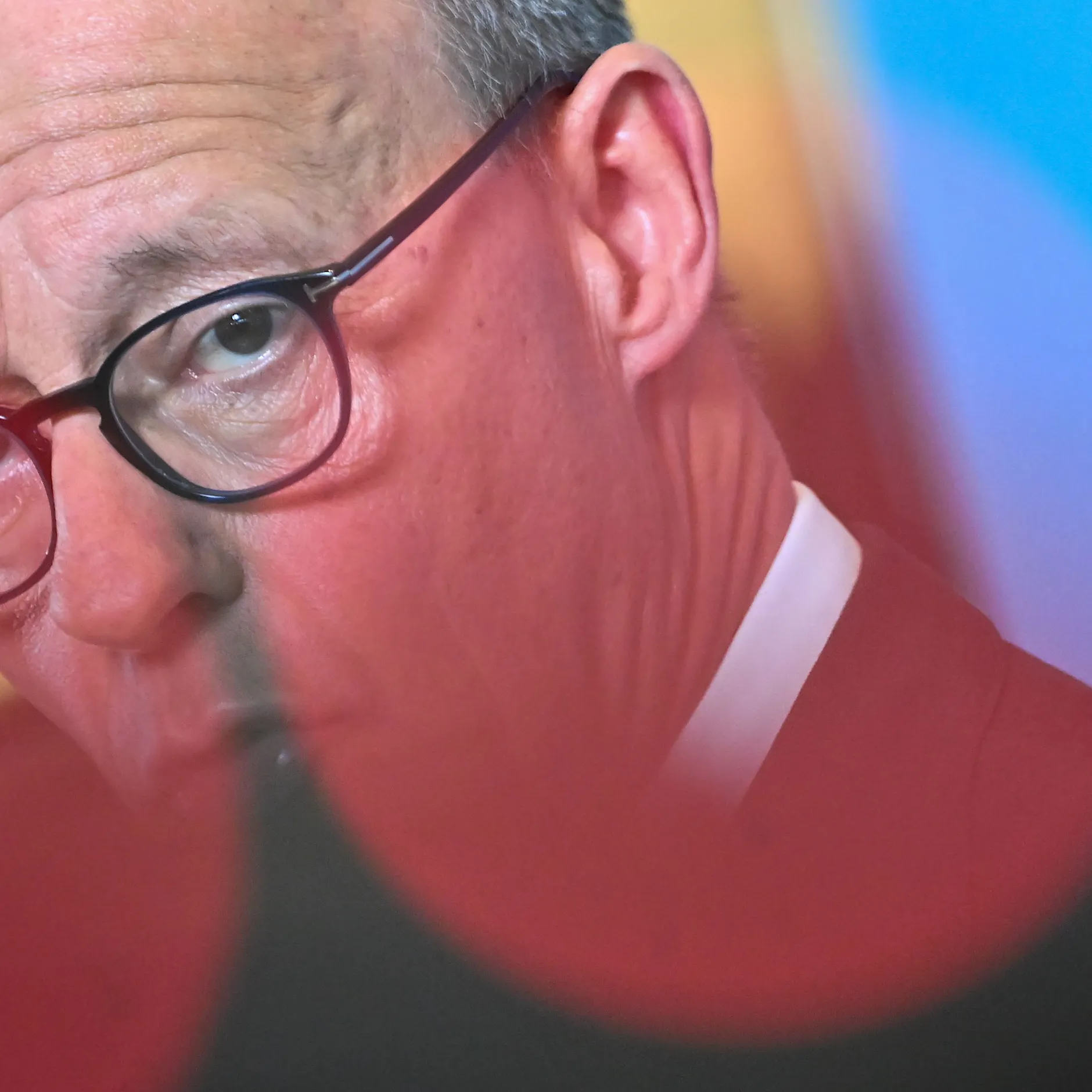 Omas gegen rechts, HateAid, Correctiv: Interessant, welche Organisationen Merz nicht infrage stellt