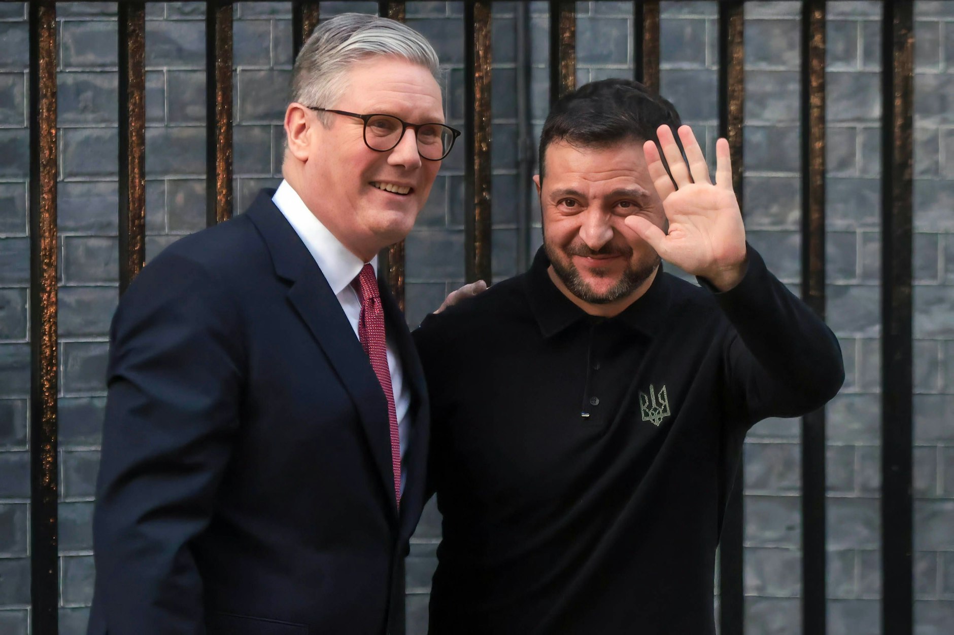 Der britische Premierminister Keir Starmer (l.) und der ukrainische Präsident Wolodymyr Selenskyj in London