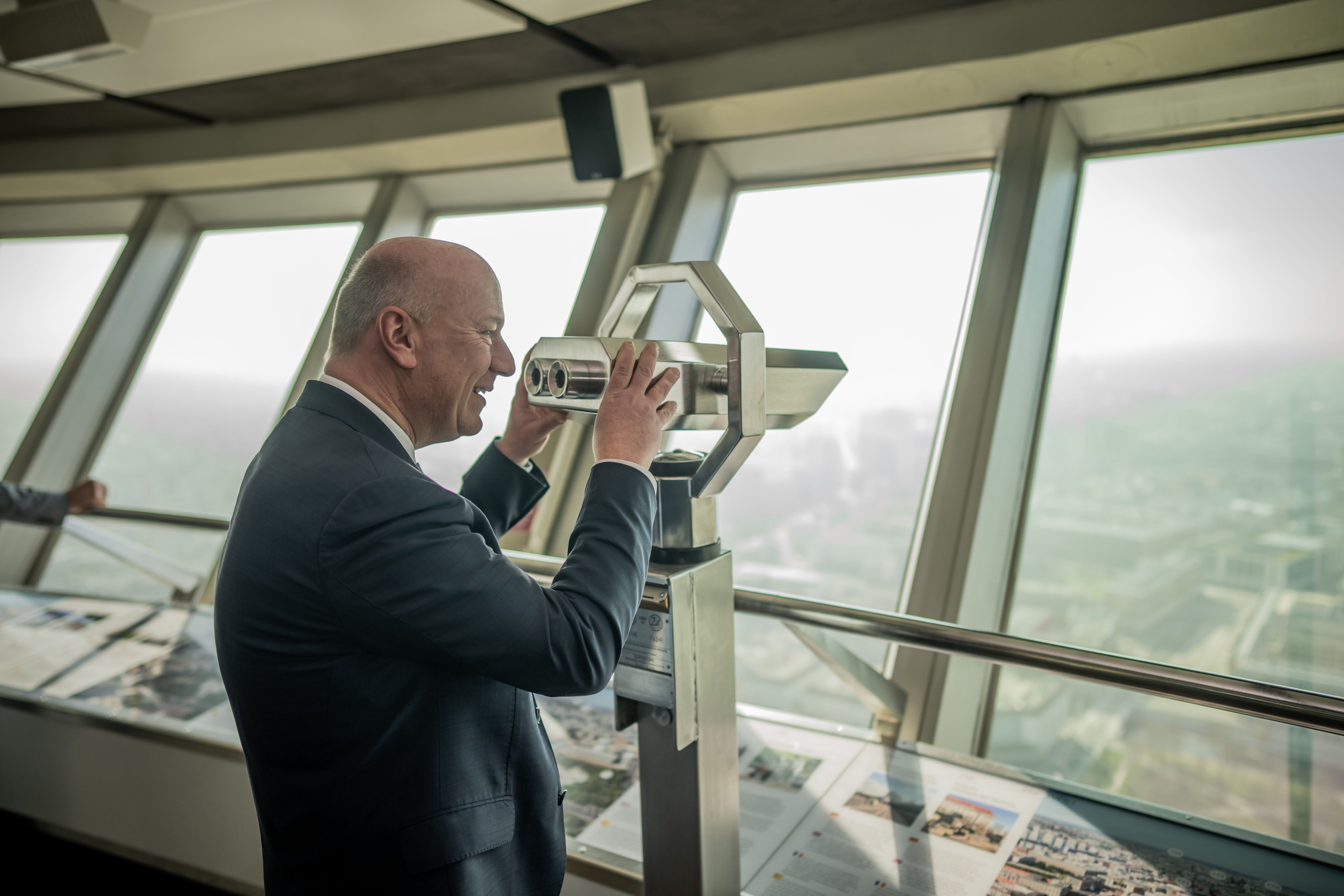 Aussicht mit Aufpreis: Berliner Fernsehturm gehört zu den teuersten weltweit