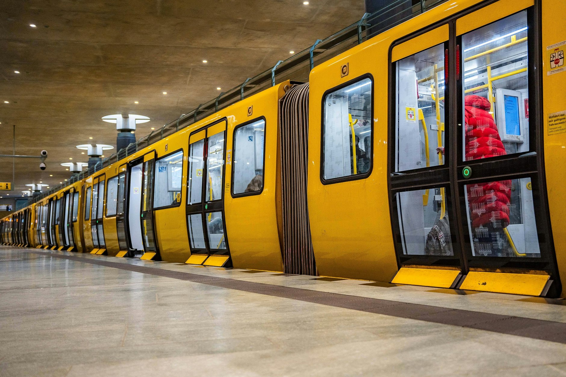 Eine U-Bahn der BVG