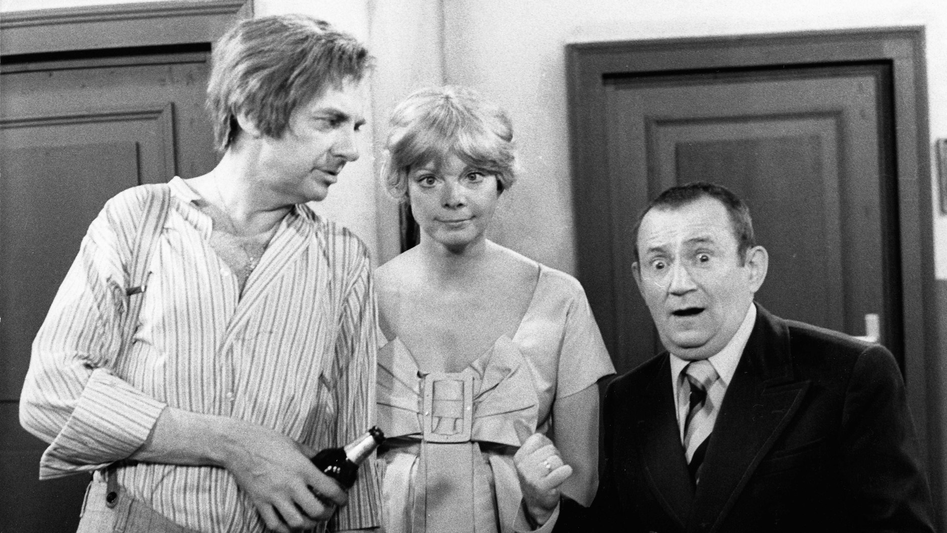 Eberhard Cohrs in der Serie „Ein verrücktes Paar“ an der Seite von Harald Juhnke und Grit Böttcher.