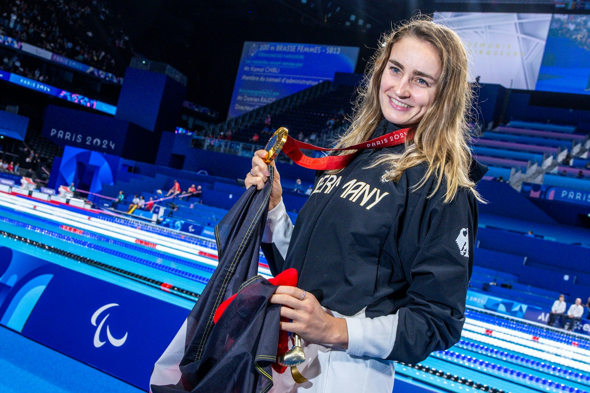 Elena Semechin gewann in der La Défense Arena von Paris ihre zweite goldene Paralympics-Medaille über 100 Meter Brust.