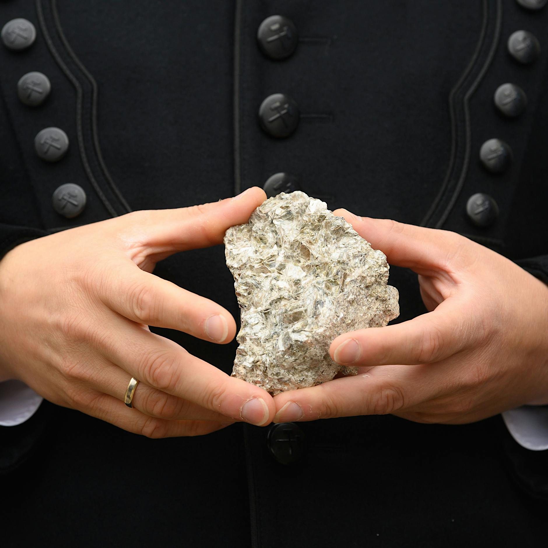 Leben am Abgrund: Eine Berliner Familie testet freiwillig das Erzgebirge