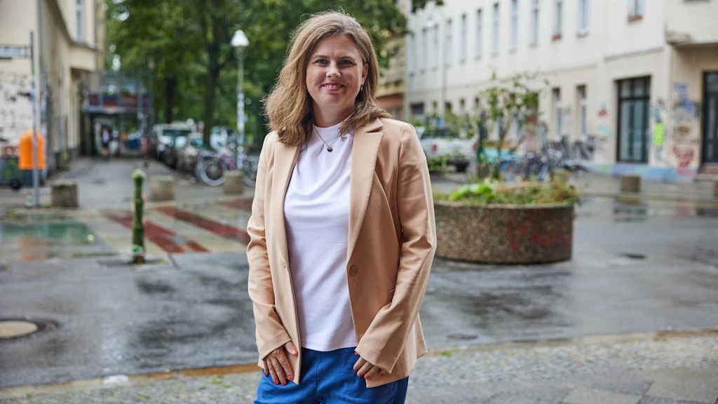 Die Kreuzberger Bezirksbürgermeisterin Clara Herrmann (Die Grünen) fordert den Senat auf, Clubs und Kultureinrichtungen von der Grundsteuer zu befreien.
