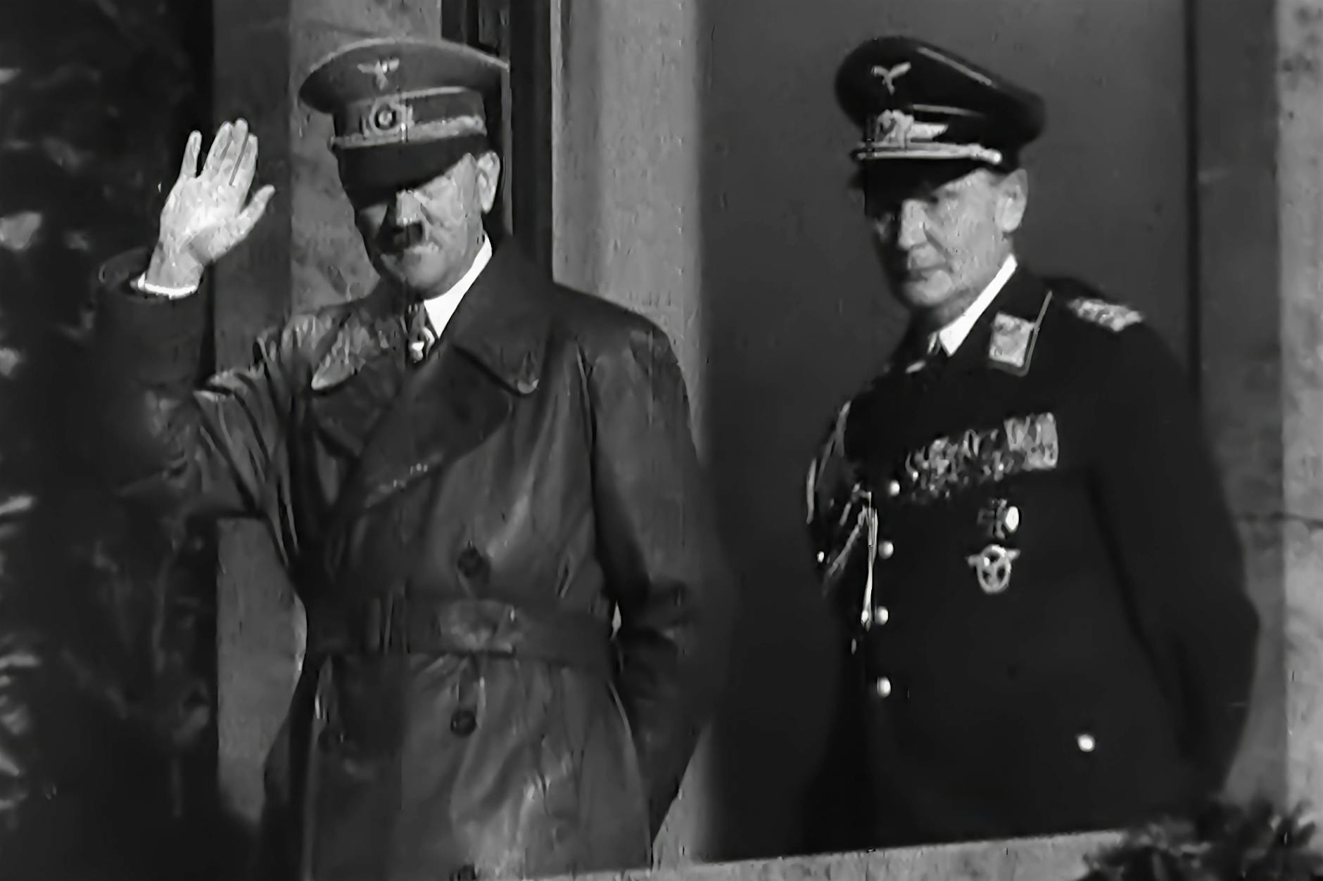 Berliner Kriminalbiologe Mark Benecke: Hitlers Blutprobe ist echt!