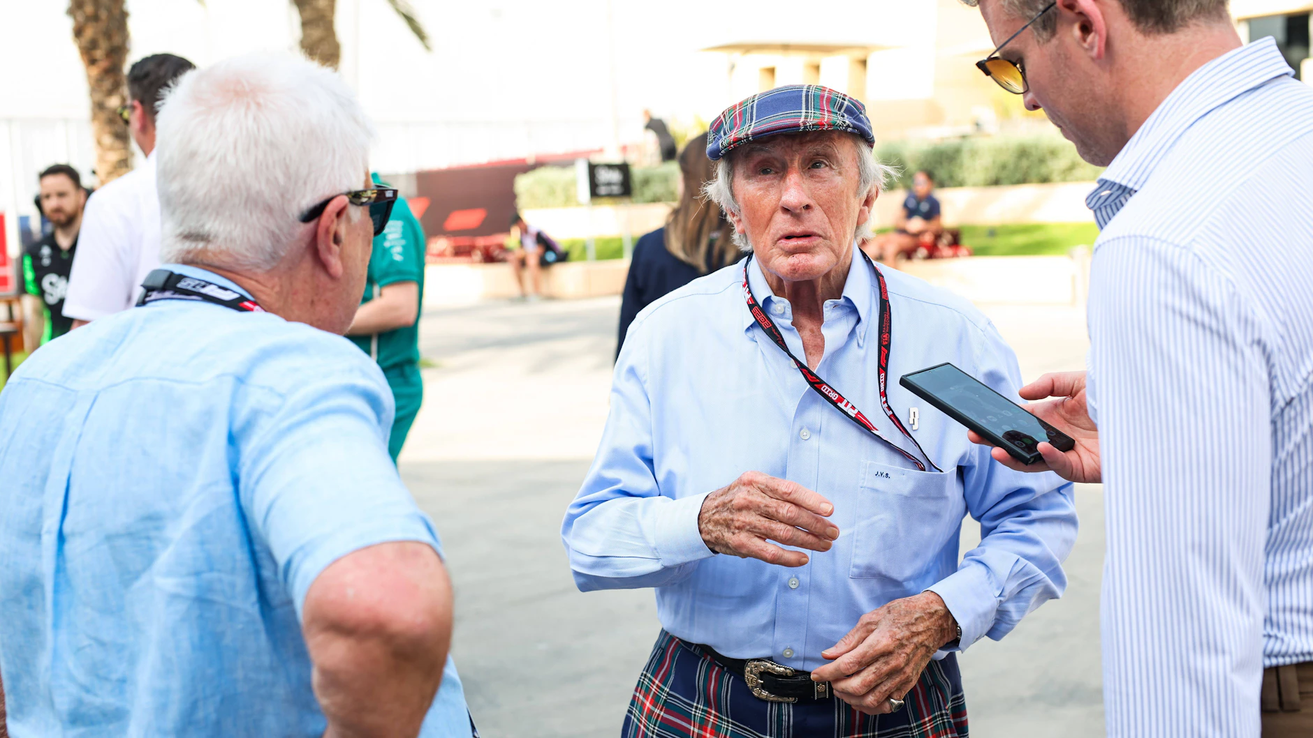 Jackie Stewart (85), der ehemalige Formel-1-Weltmeister, beim Rennwochenende in Bahrein. 