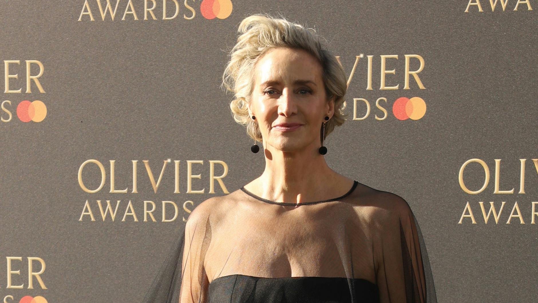 Janet McTeer als Professorin Minerva McGonagall