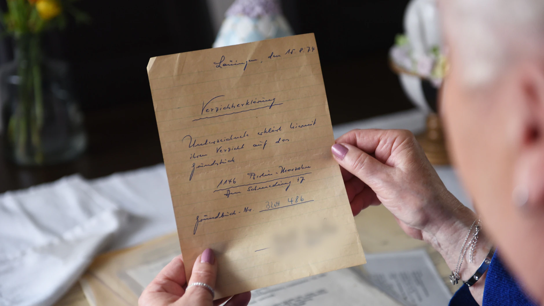 Der Zettel, der das Drama auslöste: Auf dieser handgeschriebenen Verzichtserklärung von 1974 fehlt die notarielle Beglaubigung.