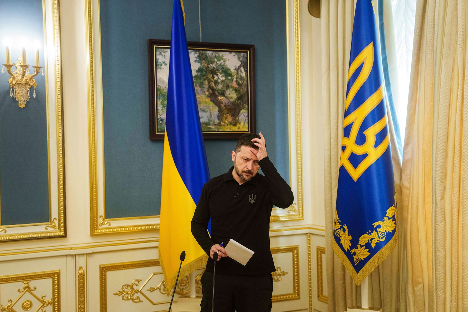 Der ukrainische Präsident Wolodymyr Selenskyj während einer Pressekonferenz in Kiew.
