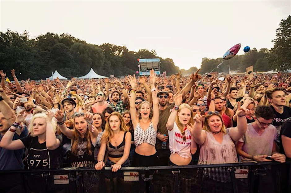 Von ausgelassenen Festival-Vibes bis zu innovativen Messen – Berlin 2025 ist voller Höhepunkte!