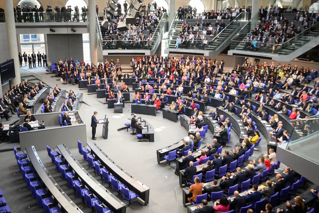 Plenarsitzung des Bundestags am 25.03.