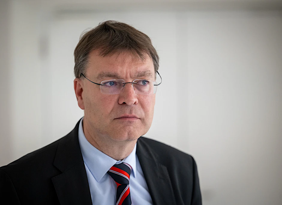 Zieht nun gegen Brandenburgs Landtagspräsidentin vor Gericht: Der BSW-Abgeordnete Sven Hornauf.
