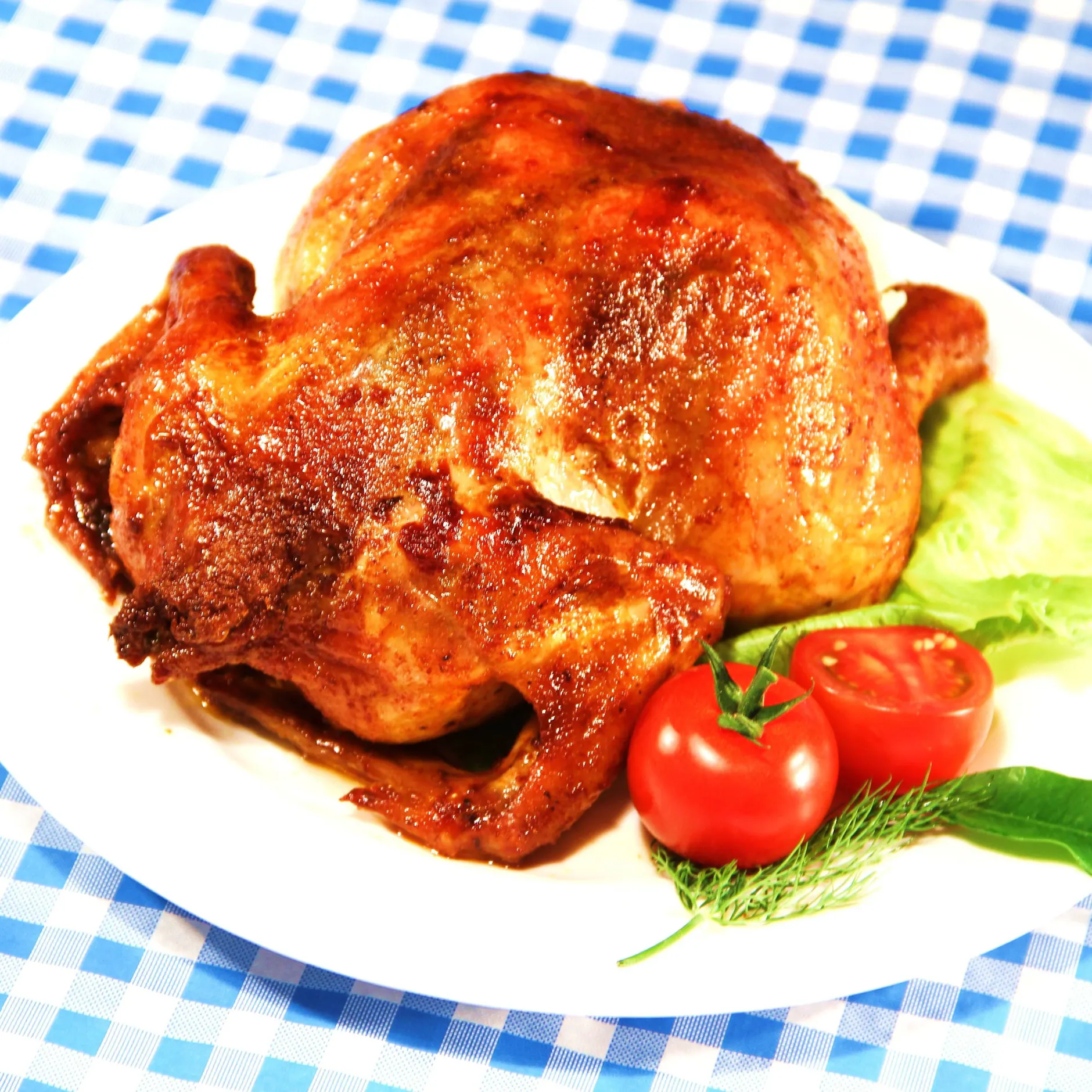 Die Haut schön goldbraun und knusprig: So muss ein Goldbroiler aussehen.