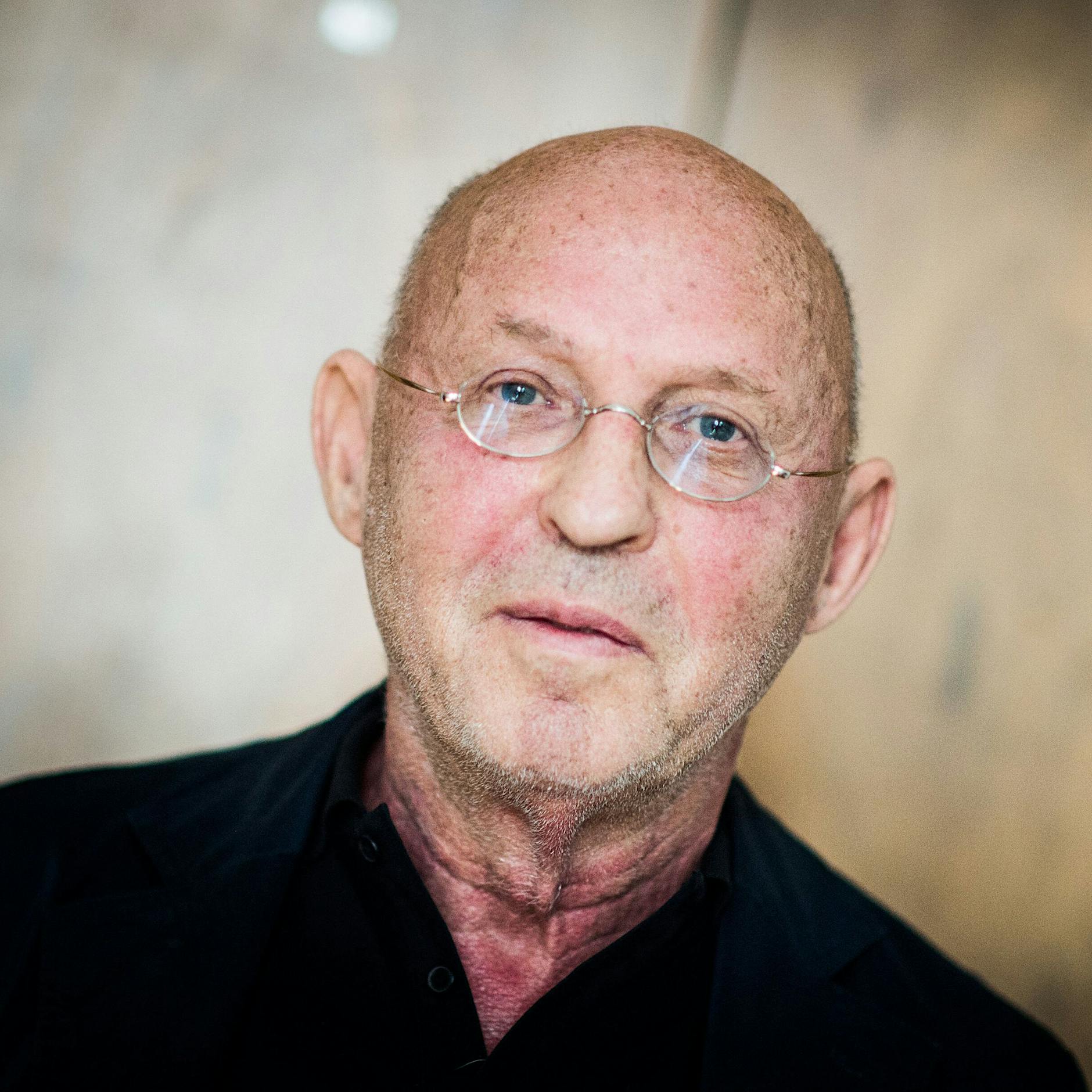 Spazierstock mit Hakennase: Ausstellung zu antisemitischen Bildwerken