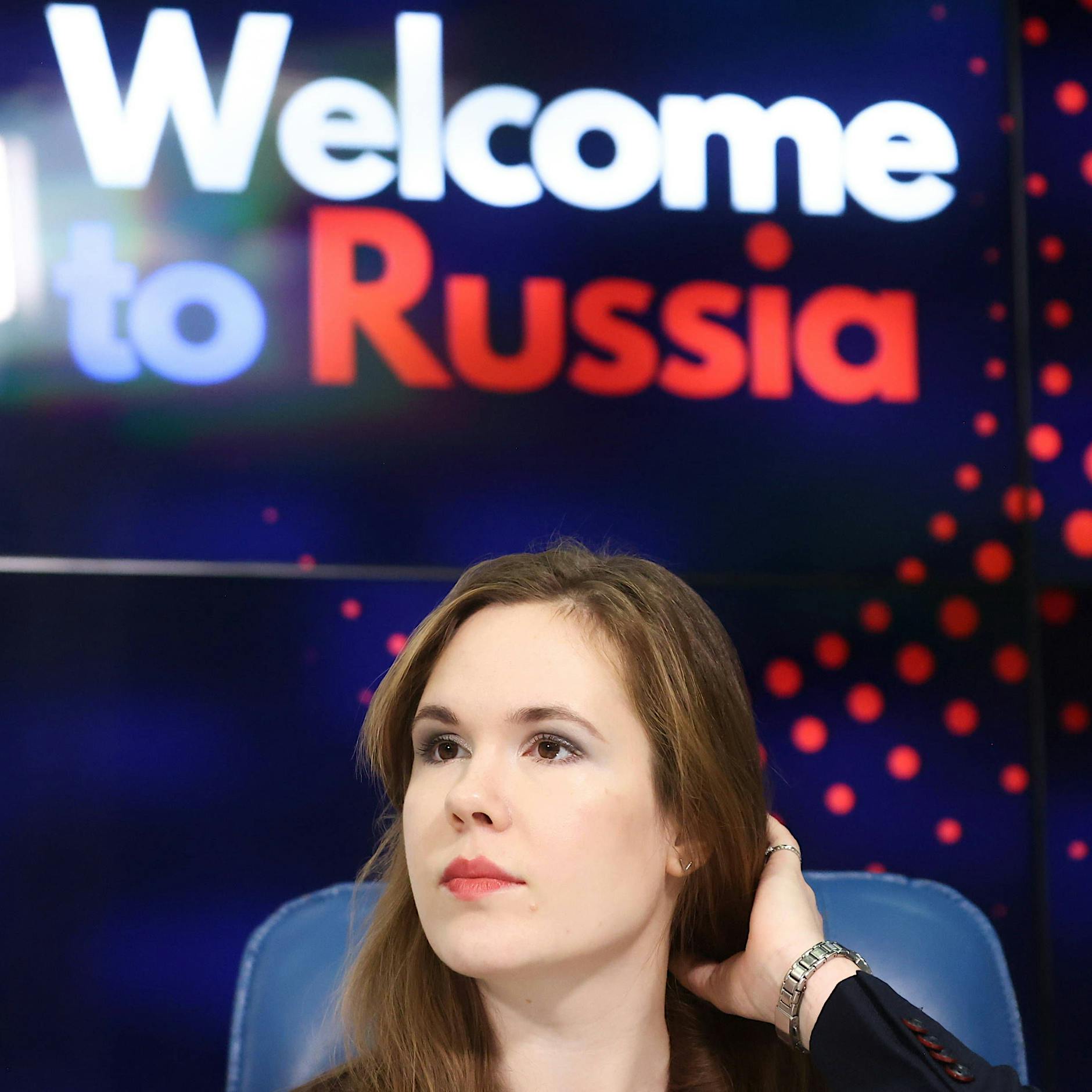 EU-Sanktionen gegen Russland: Deutsche Blogger Alina Lipp und Thomas Röper im Visier