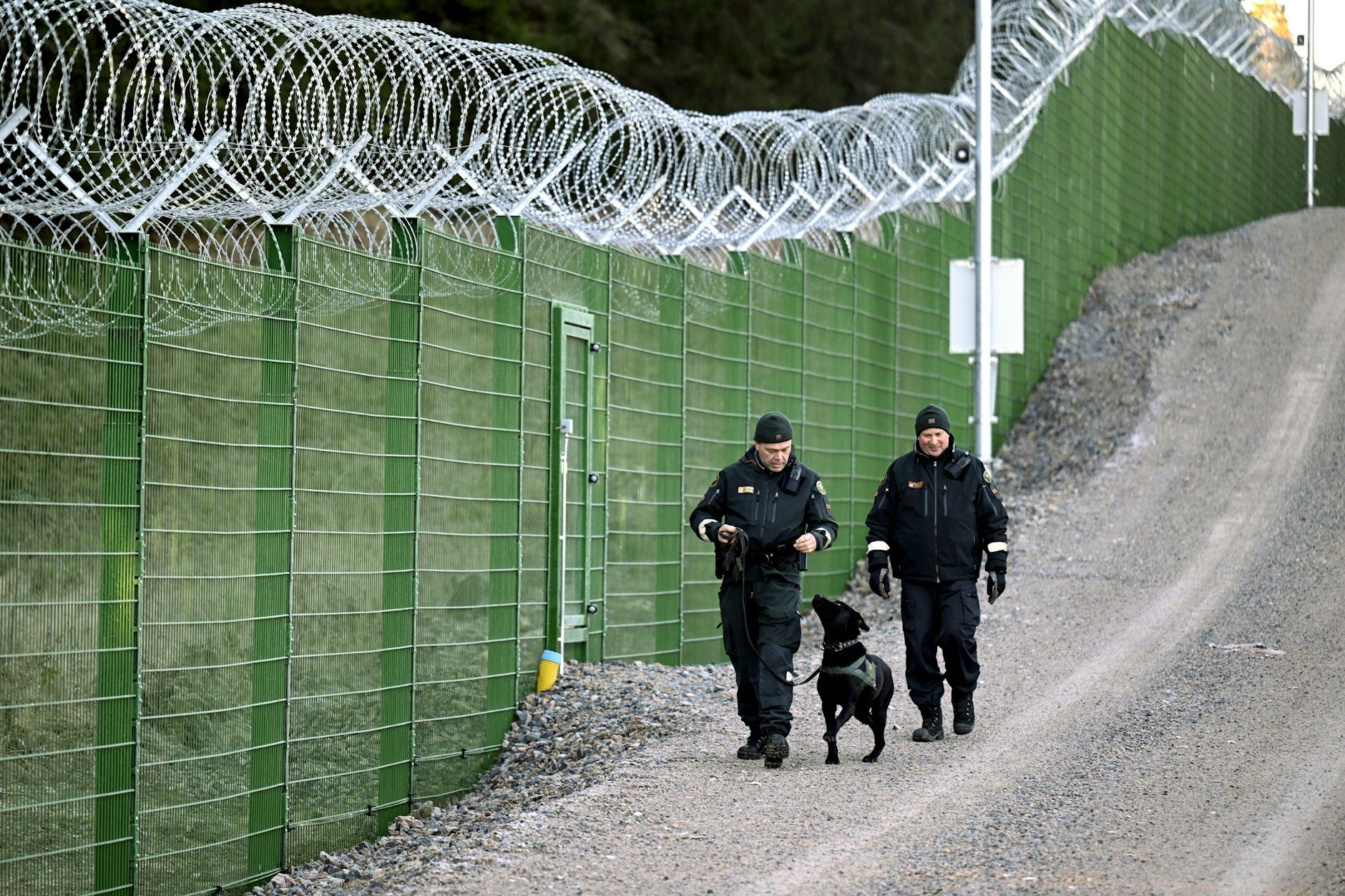 An der über 1000 Kilometer langen finnisch-russischen Grenze finden zu jeder Tageszeit Patrouillen statt.