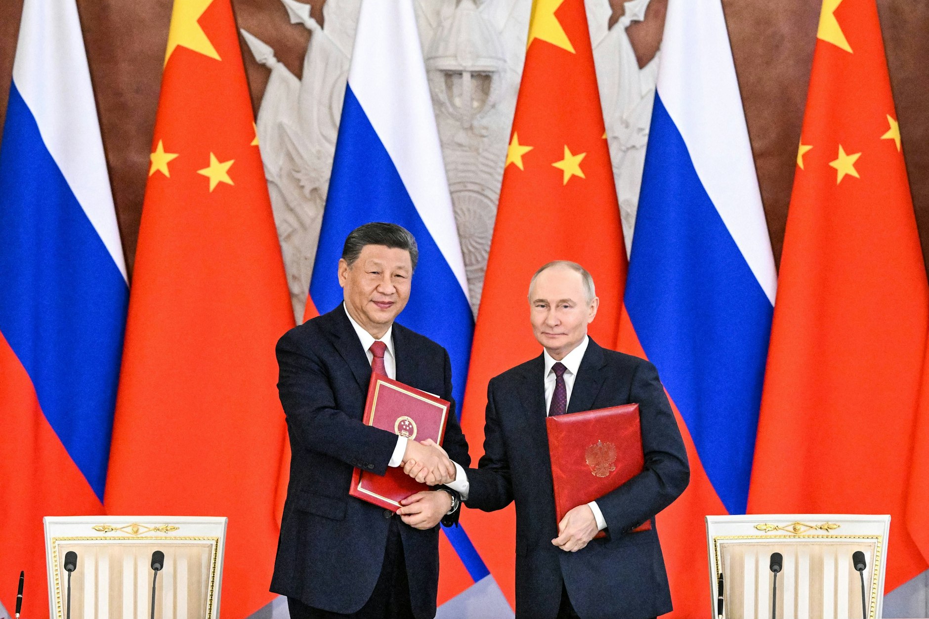 Der Handel floriert, die Beziehungen sind gut: Xi Jinping und Wladimir Putin