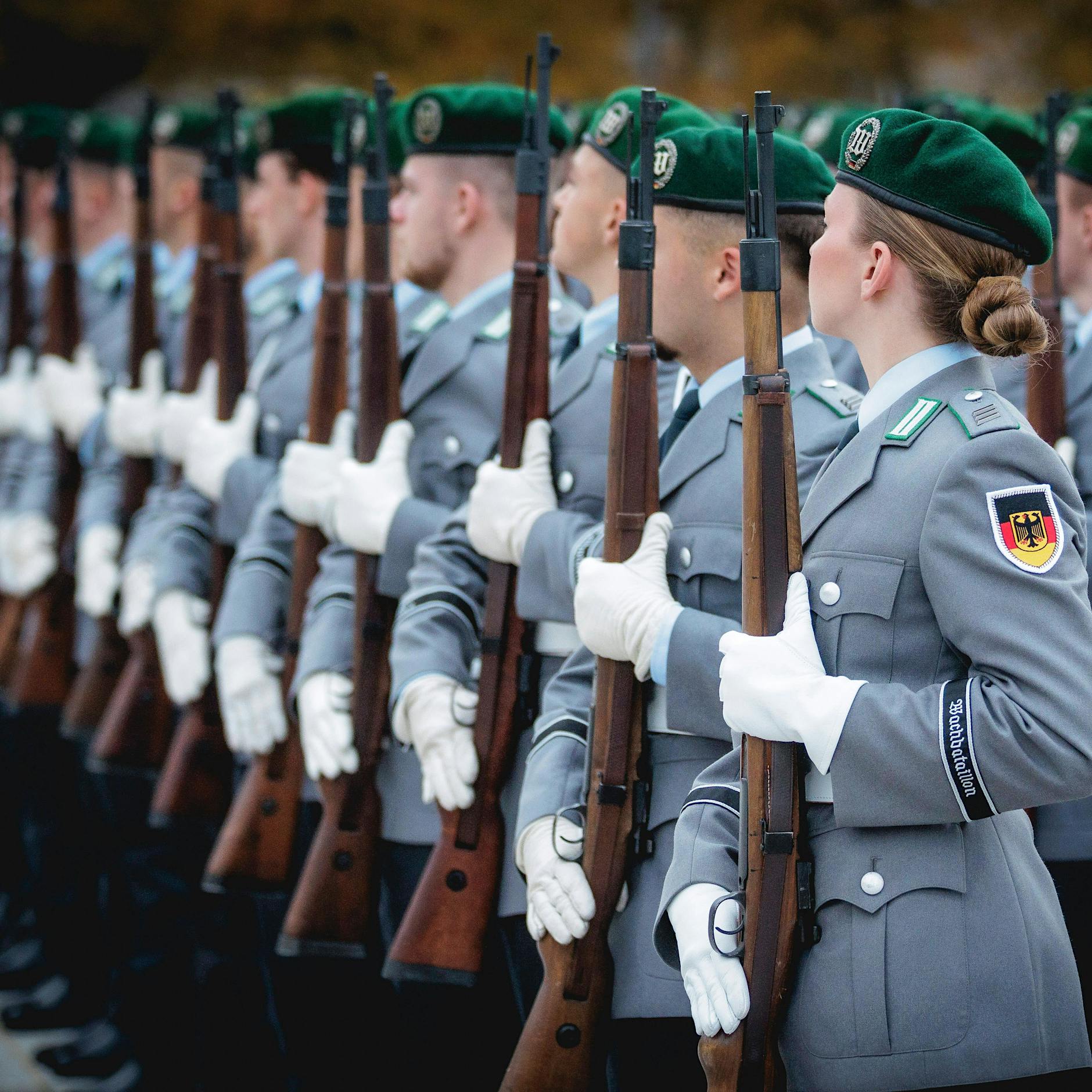 Alle zur Musterung! Einigung beim Wehrdienst: Pistorius lenkt endlich ein